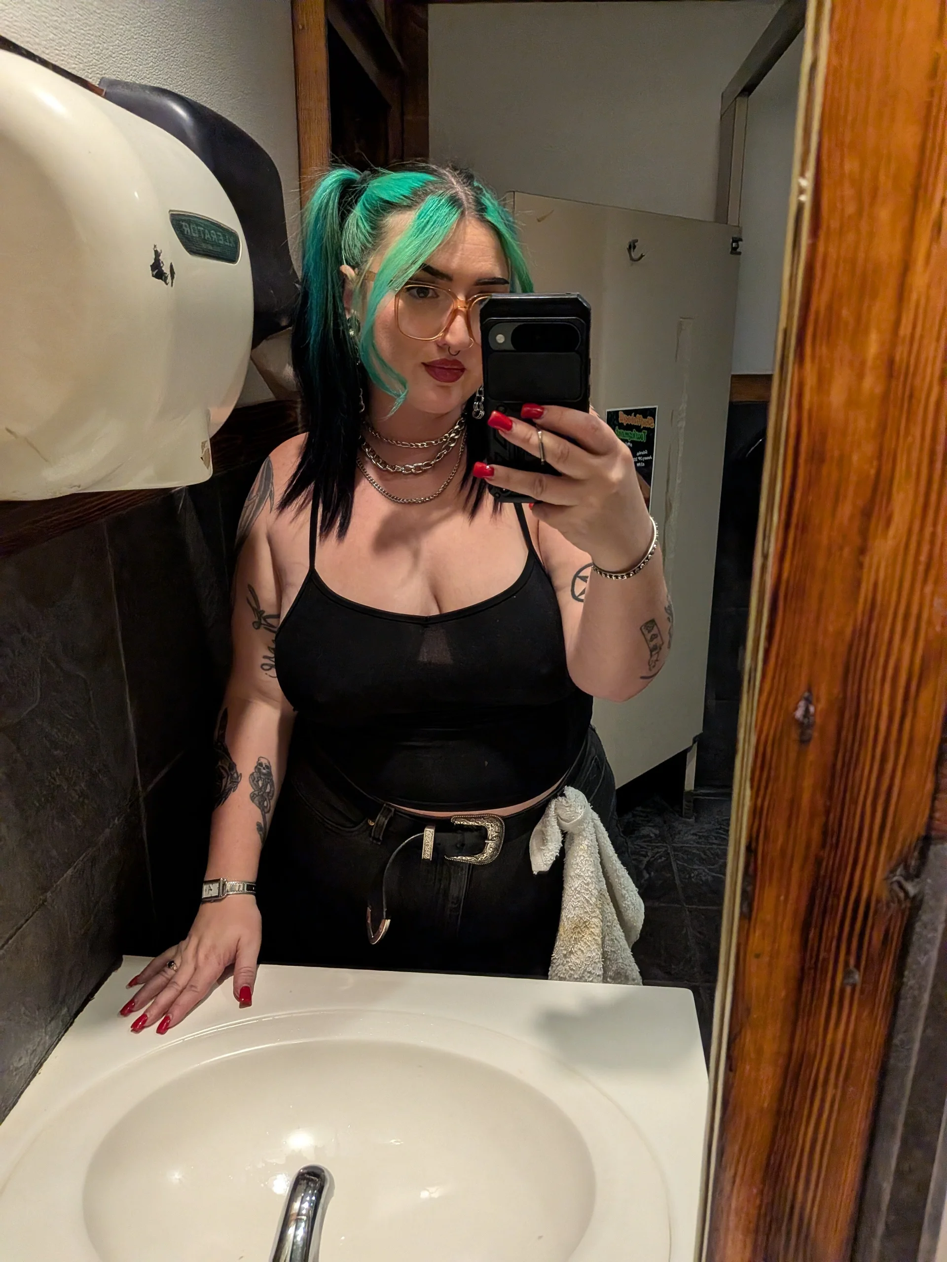 XXX Porn Photo of Nude ImKatMeow 7