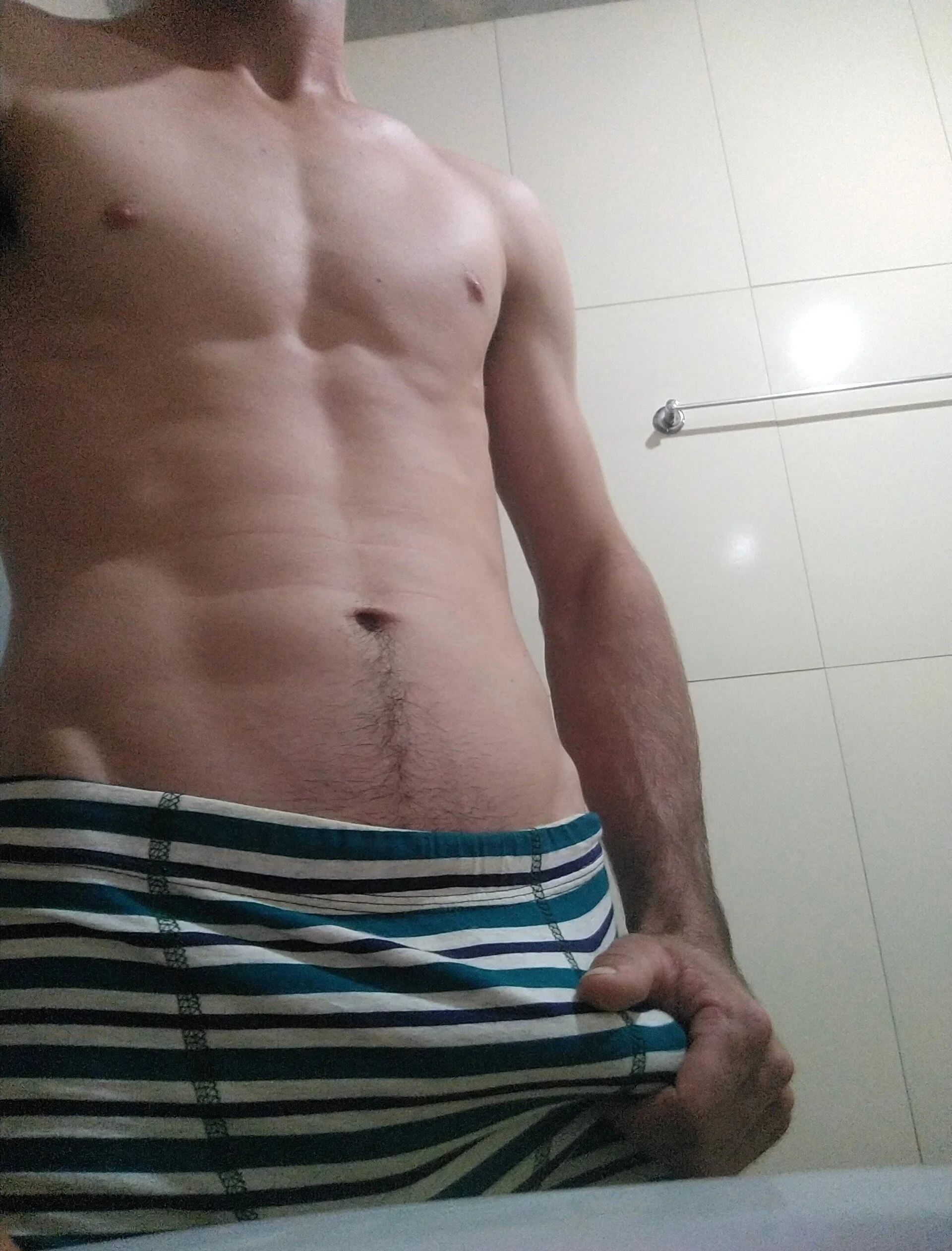 XXX Porn Photo of Nude Max_novato 2