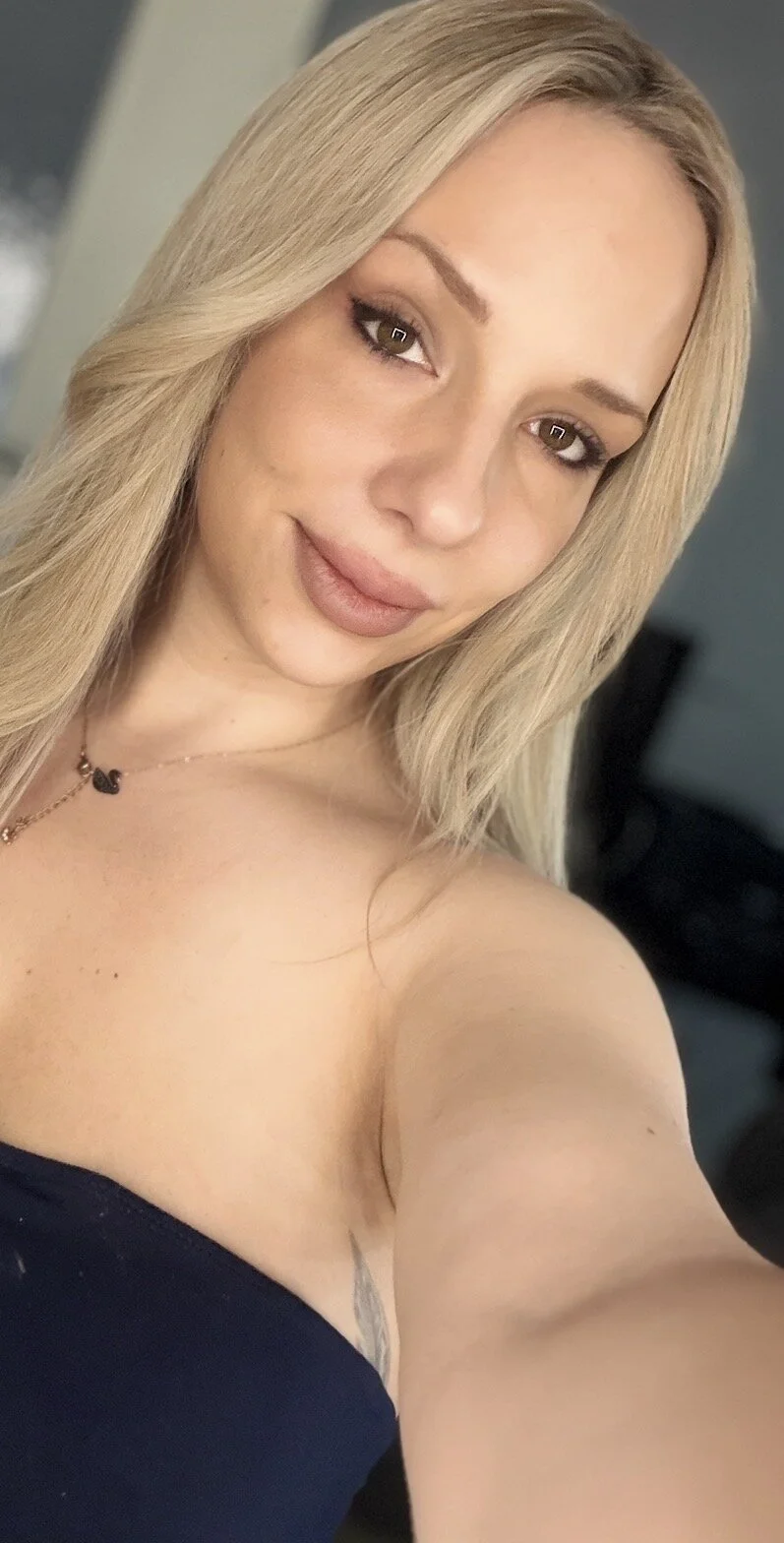 XXX Porn Photo of Nude SweetBella95_ 11