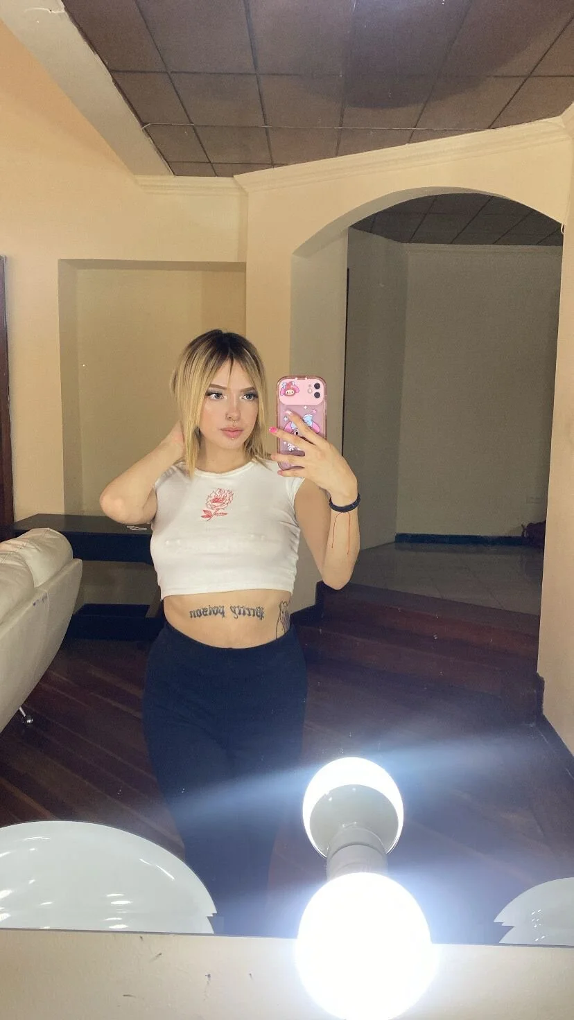 XXX Porn Photo of Nude Emma_cute11 10