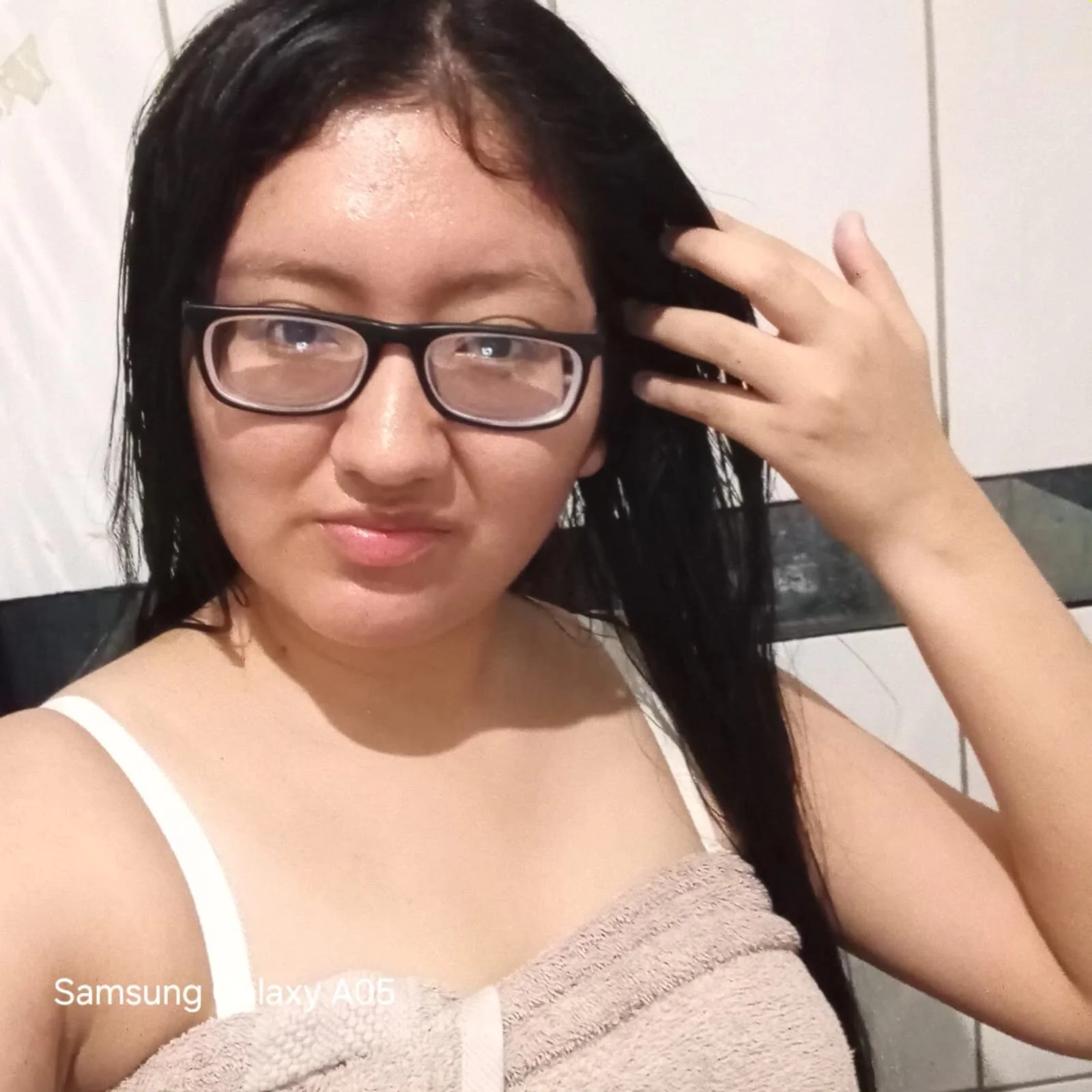 XXX Porn Photo of Nude Latina_Lesly 30