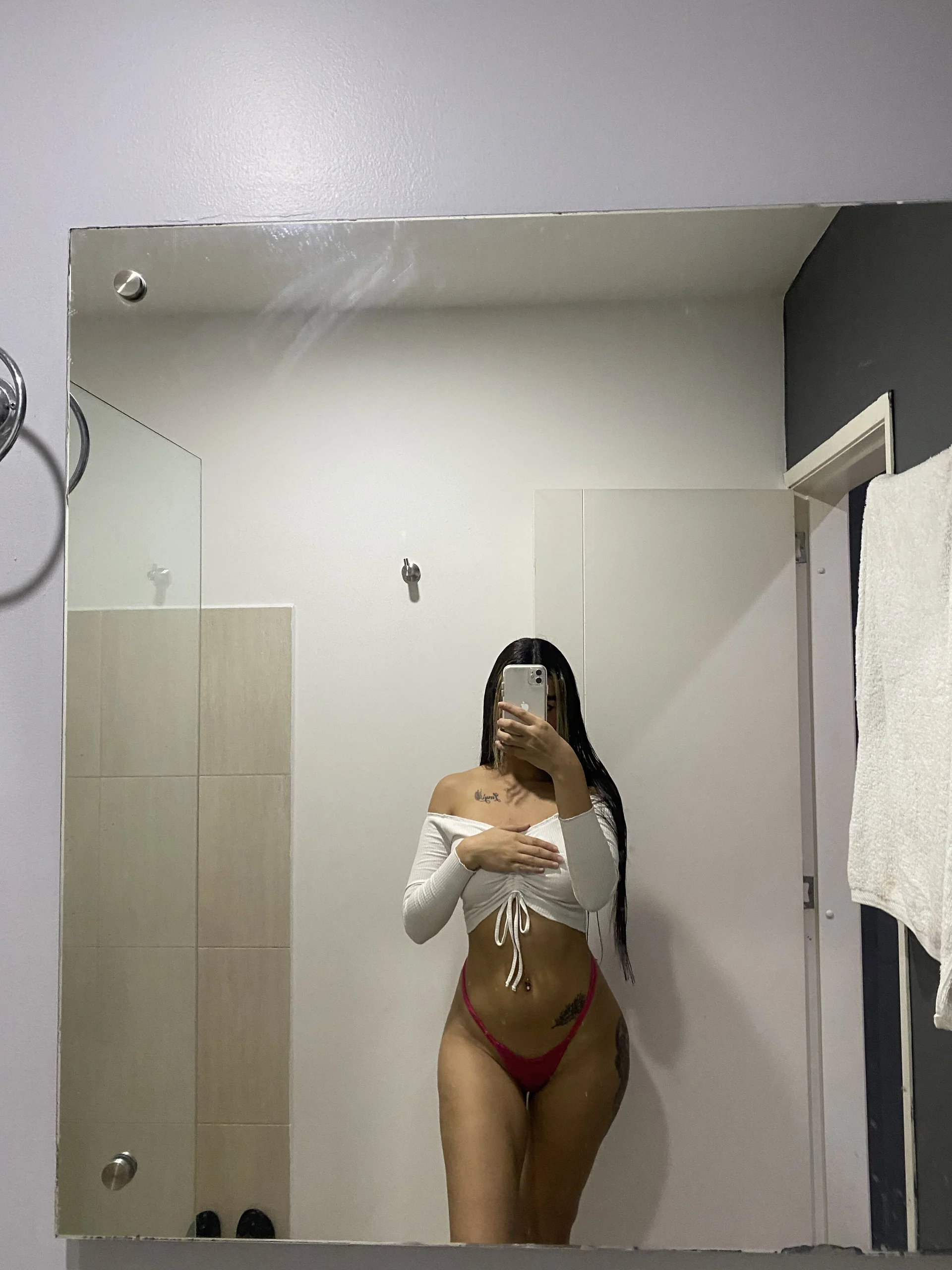 XXX Porn Photo of Nude Hips_hannah 16