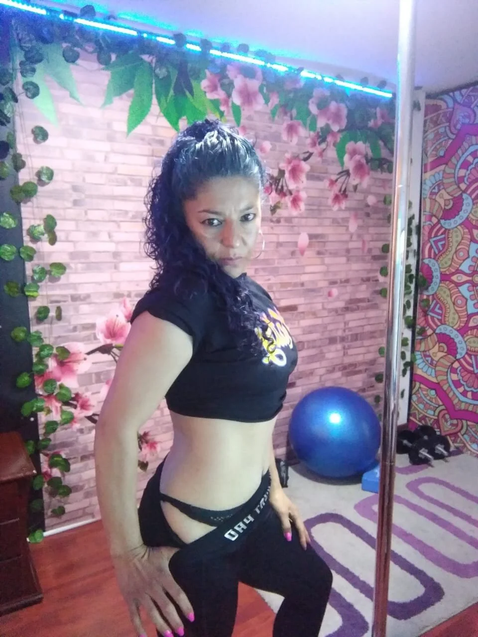 XXX Porn Photo of Nude Anitta_muscle 1