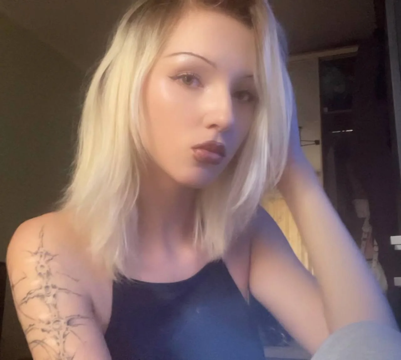 XXX Porn Photo of Nude Nelly-May 12