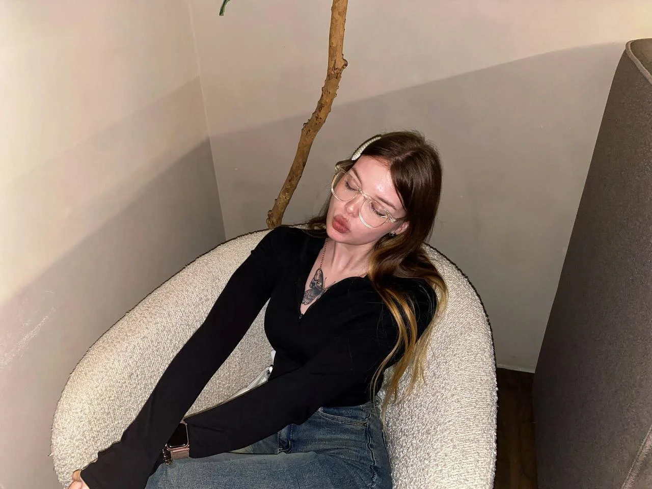 XXX Porn Photo of Nude Lily__Moon_ 25