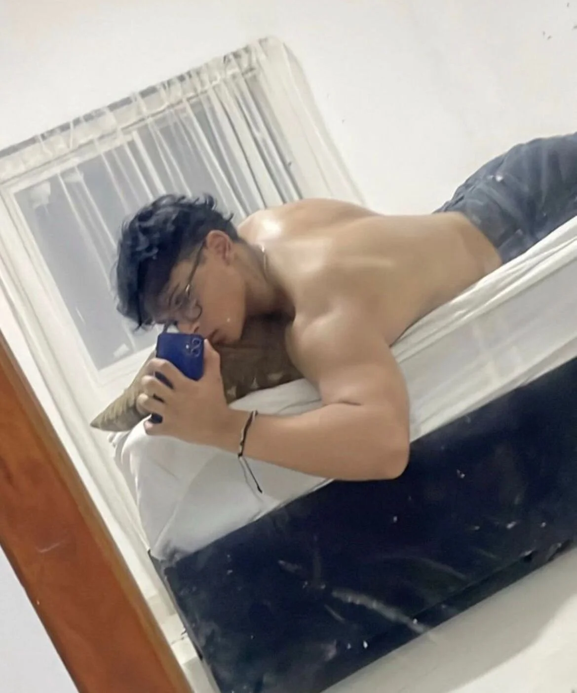 XXX Porn Photo of Nude Mr_yisuzz 4