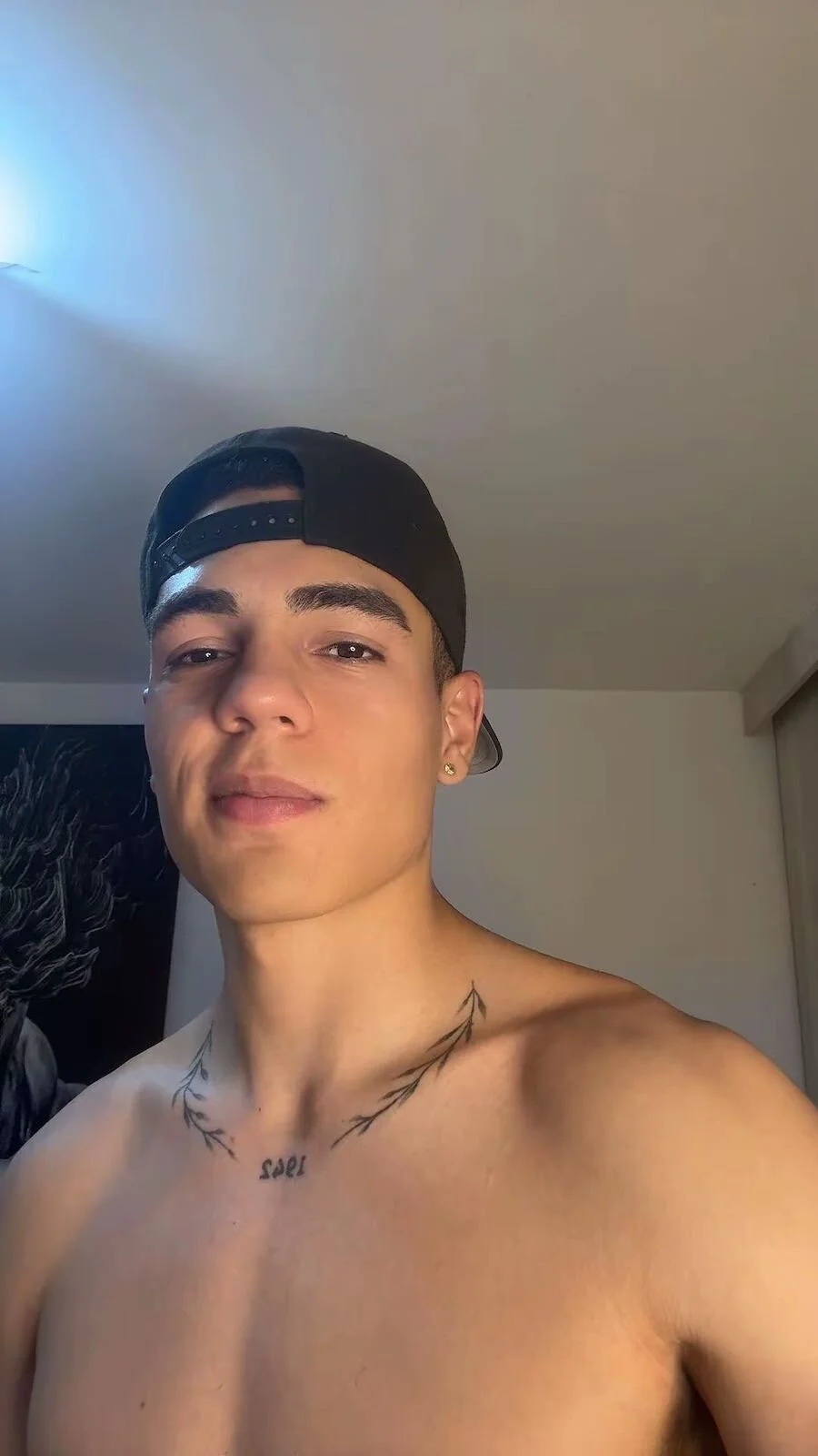 XXX Porn Photo of Nude santiago_sosa24 7