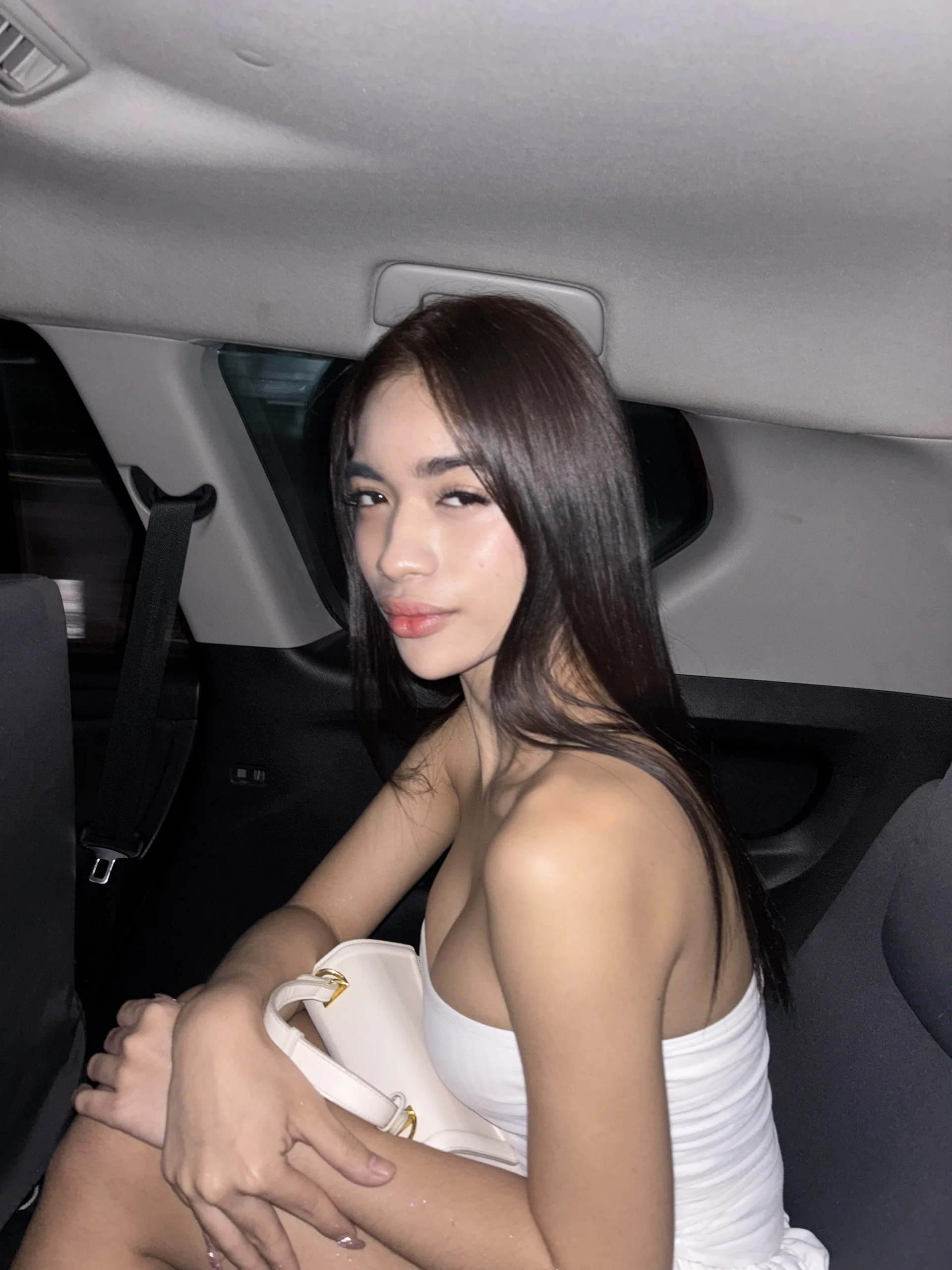 XXX Porn Photo of Nude ysabellacarter 12