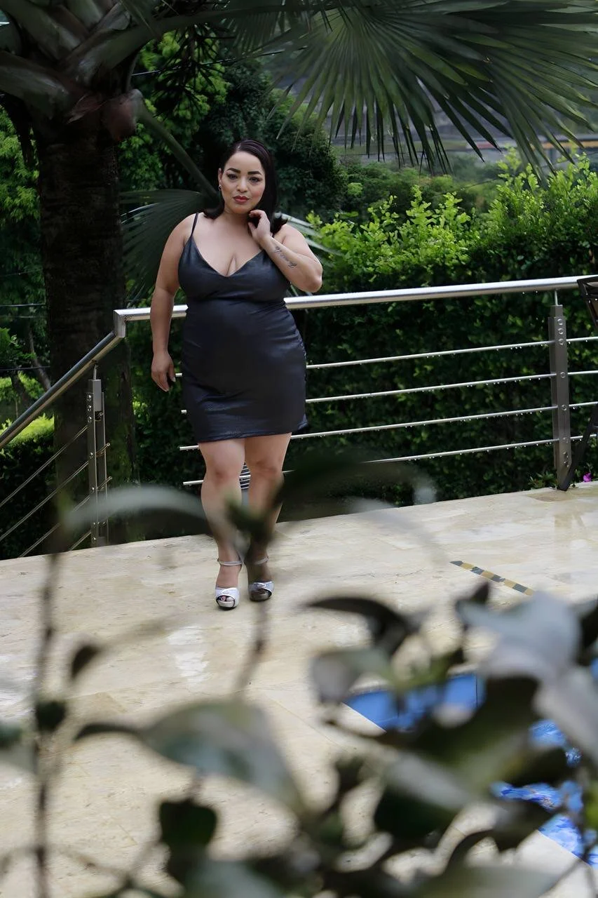 XXX Porn Photo of Nude big_tits_and_heels 4