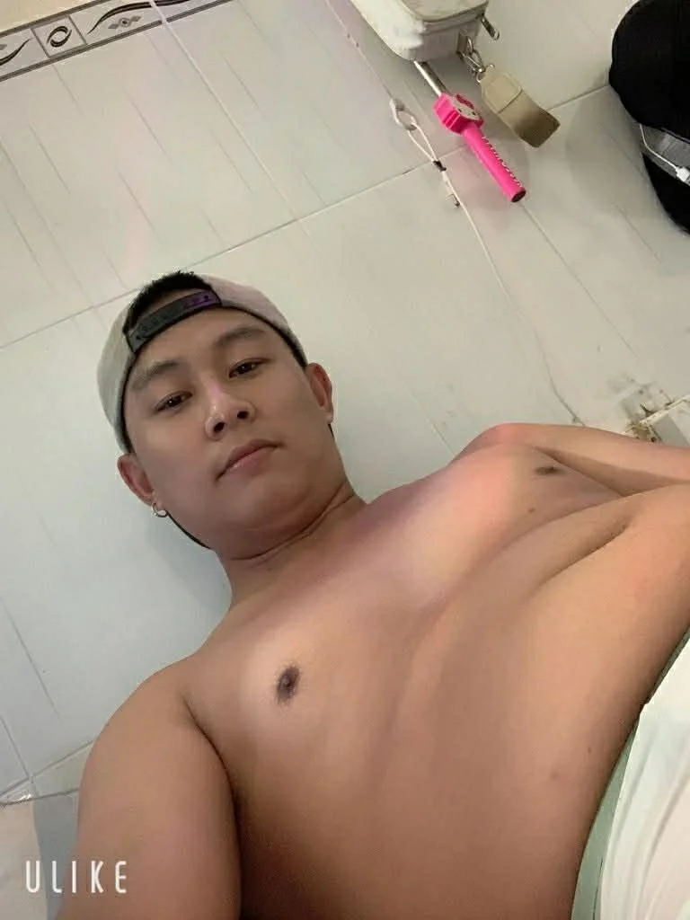 XXX Porn Photo of Nude fuckboy656565 5