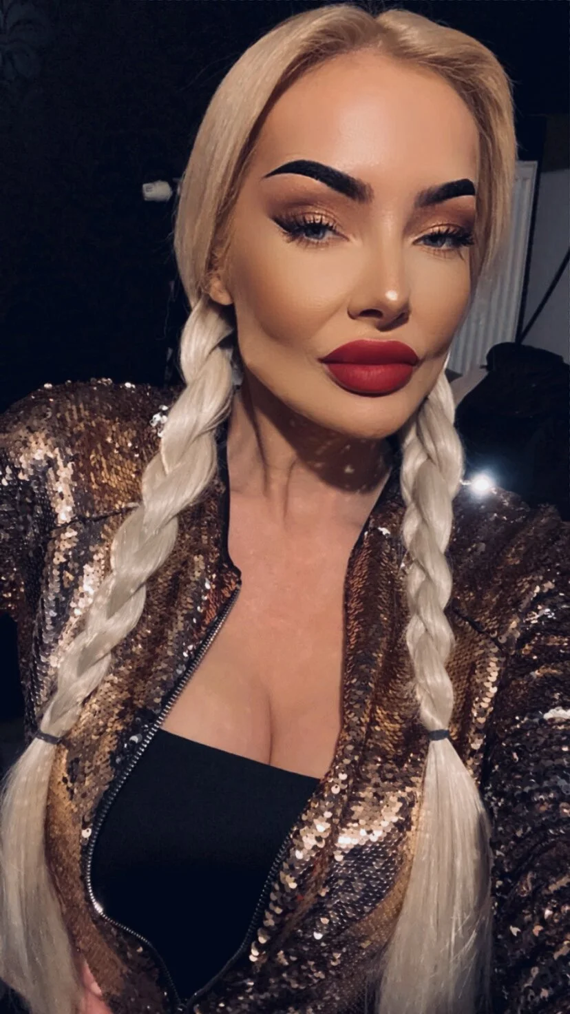 XXX Porn Photo of Nude queenaleksagrey 18