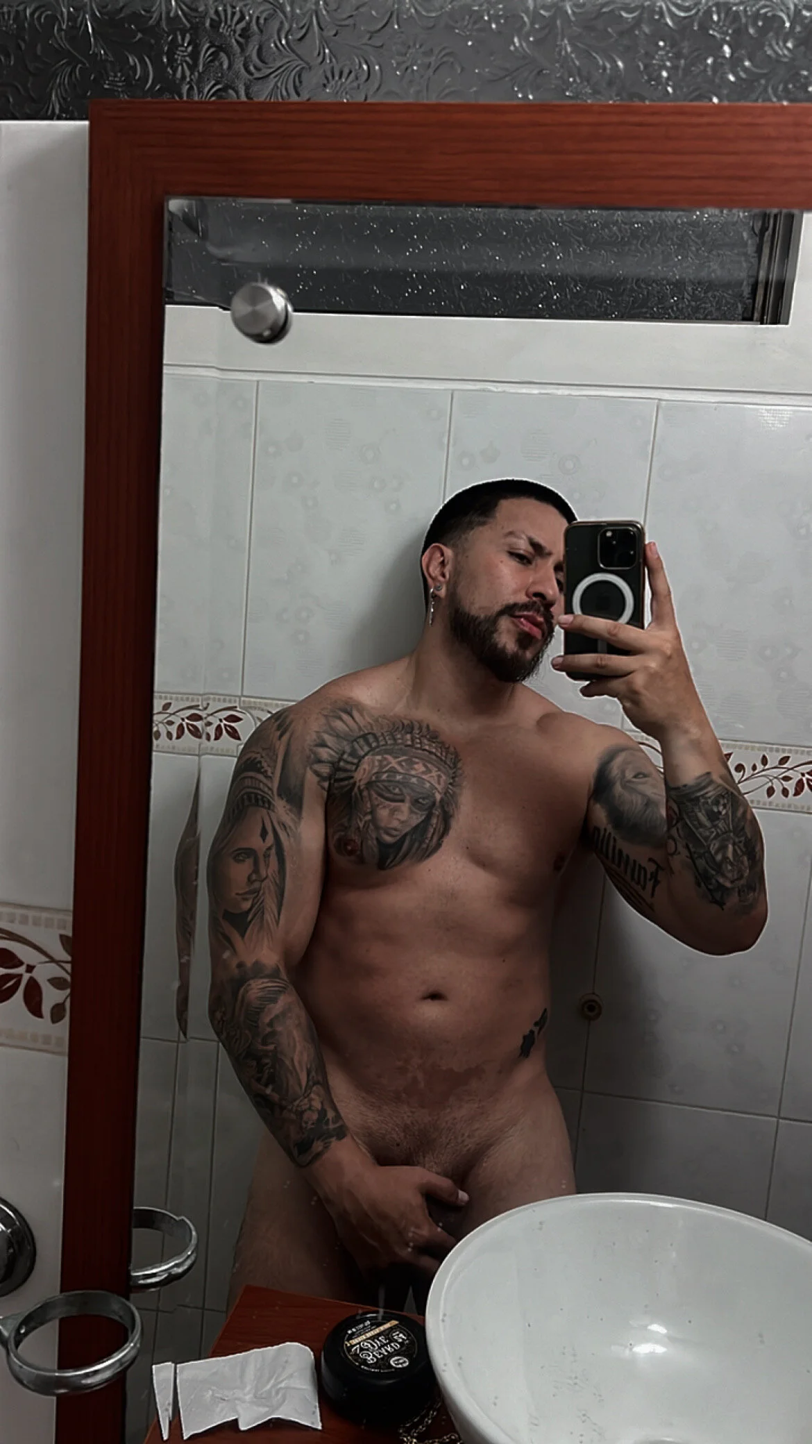 XXX Porn Photo of Nude Luck_Grey 14