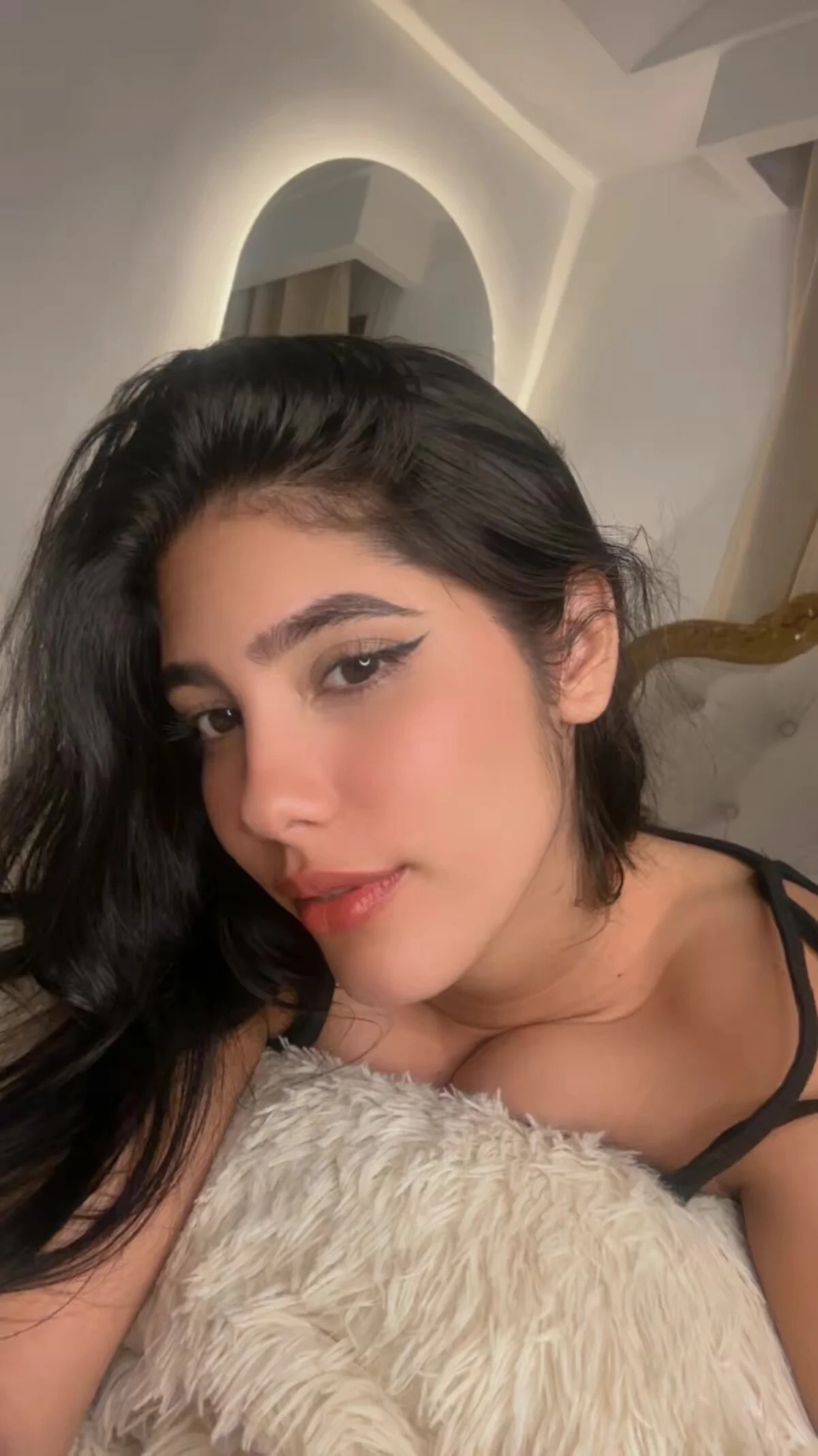 XXX Porn Photo of Nude VictoriaCas_ 24