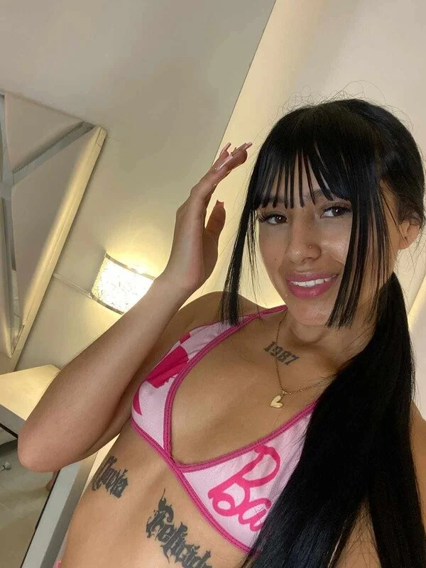 XXX Porn Photo of Nude SkarlettAry 3