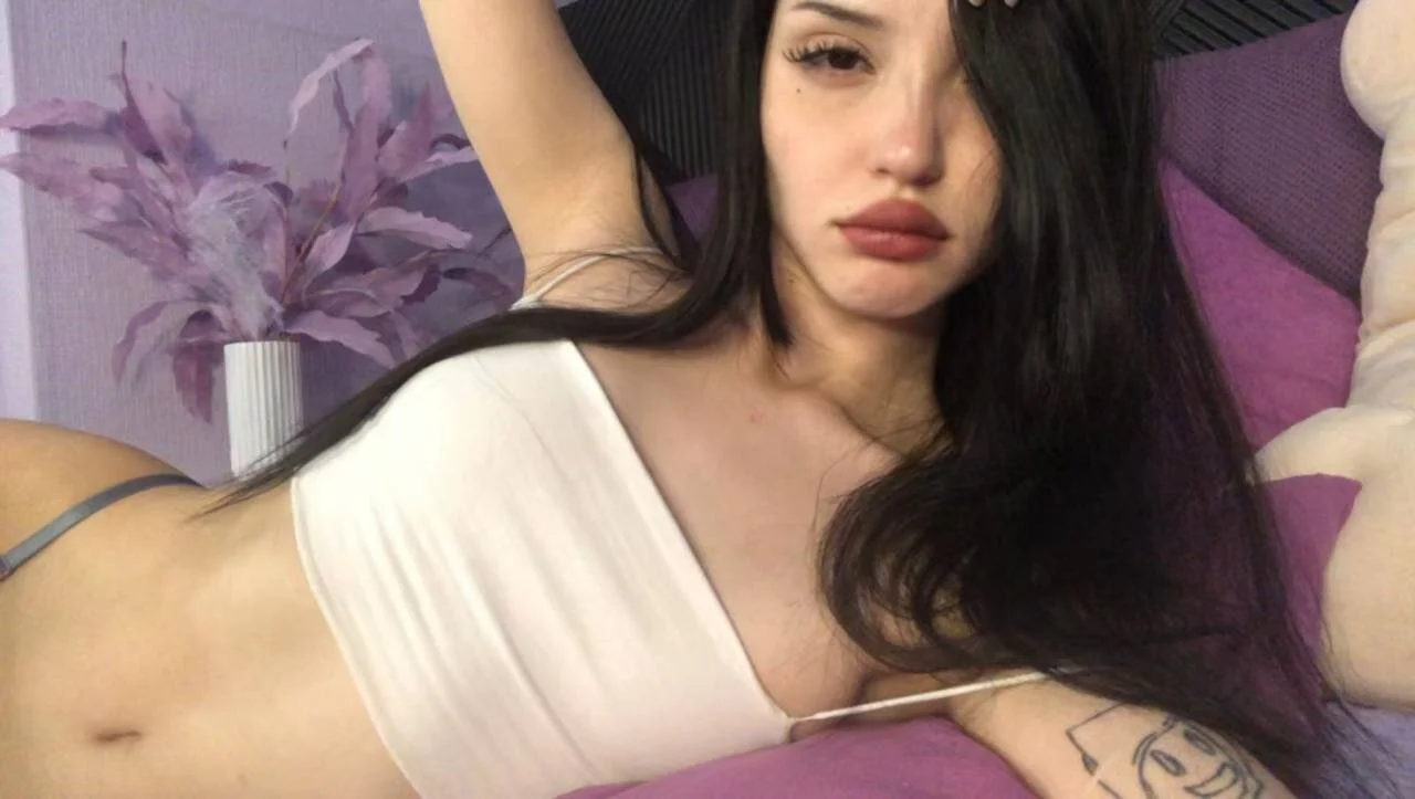 XXX Porn Photo of Nude DollyKey 4