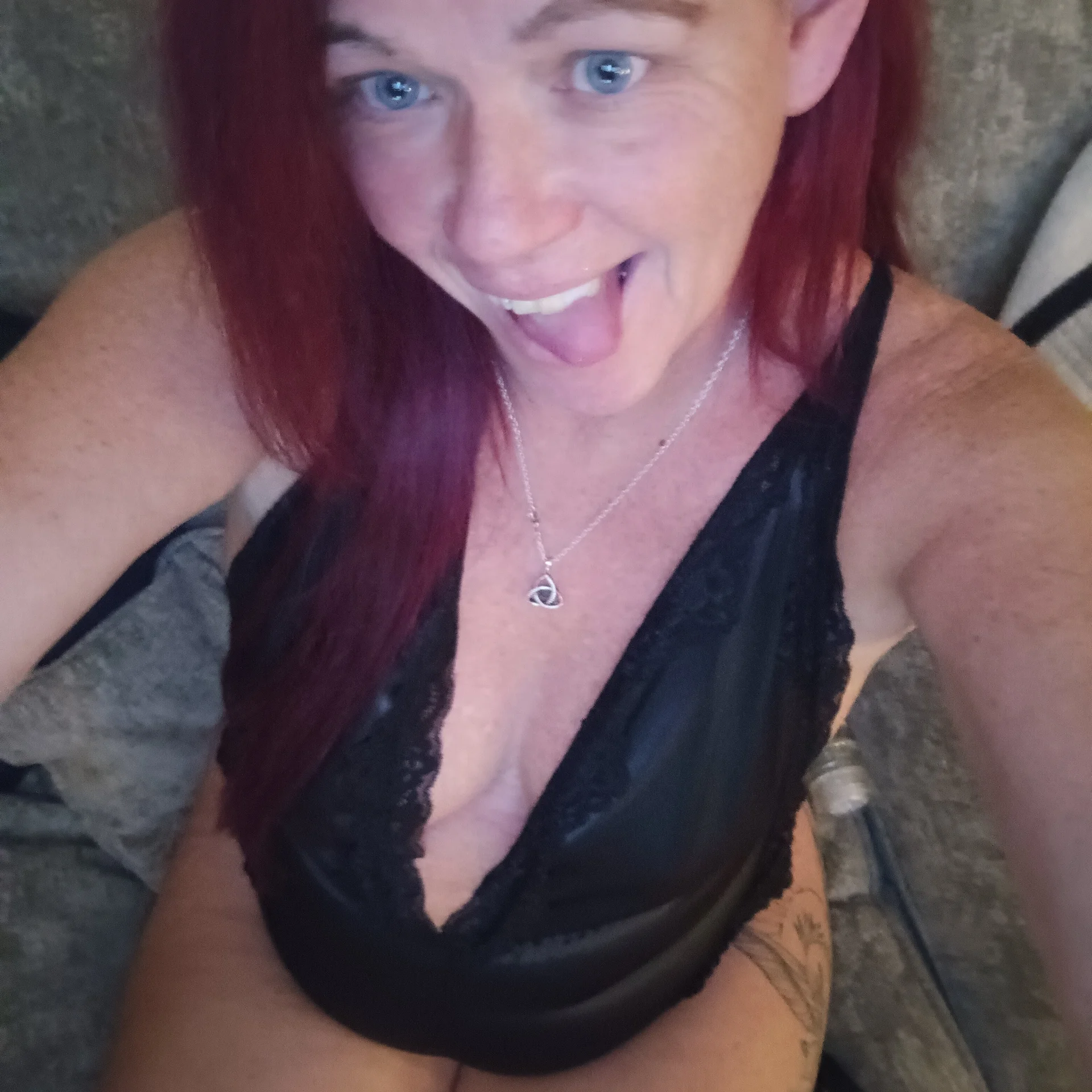 XXX Porn Photo of Nude Busty-Belfast-Irish-Girl 107