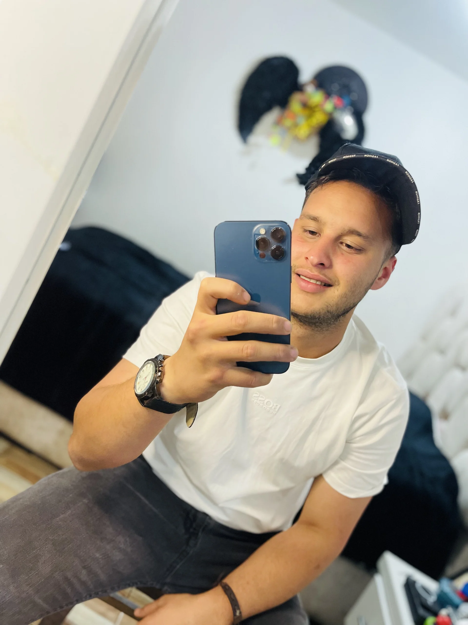 XXX Porn Photo of Nude Latino_jr 5