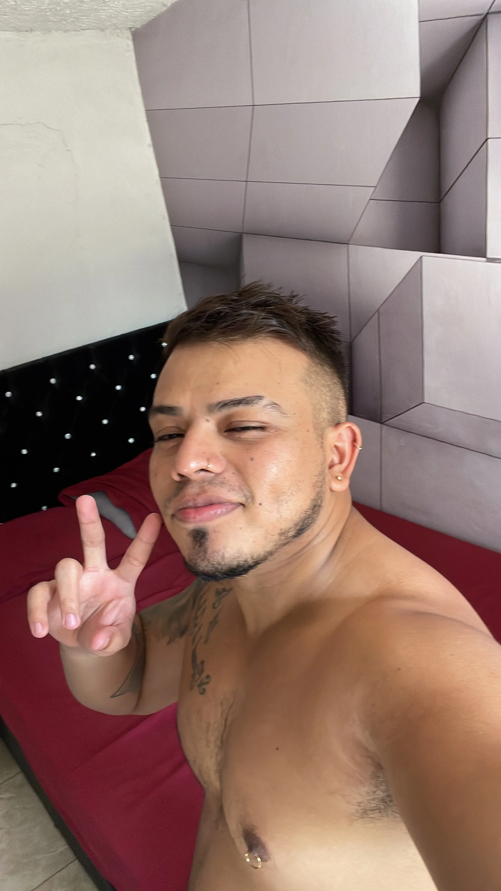 XXX Porn Photo of Nude Naughty_Charly 106