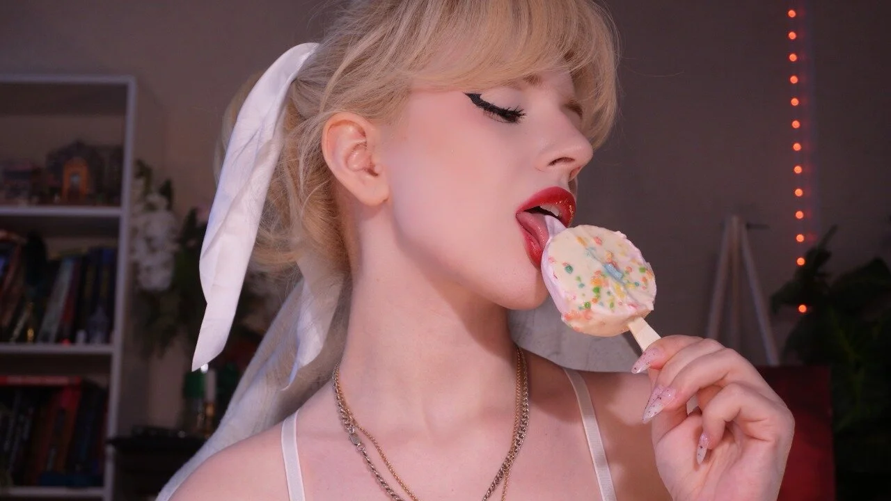 XXX Porn Photo of Nude Chriss_Fox 28