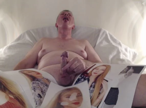 XXX Porn Photo of Nude cumboy 141