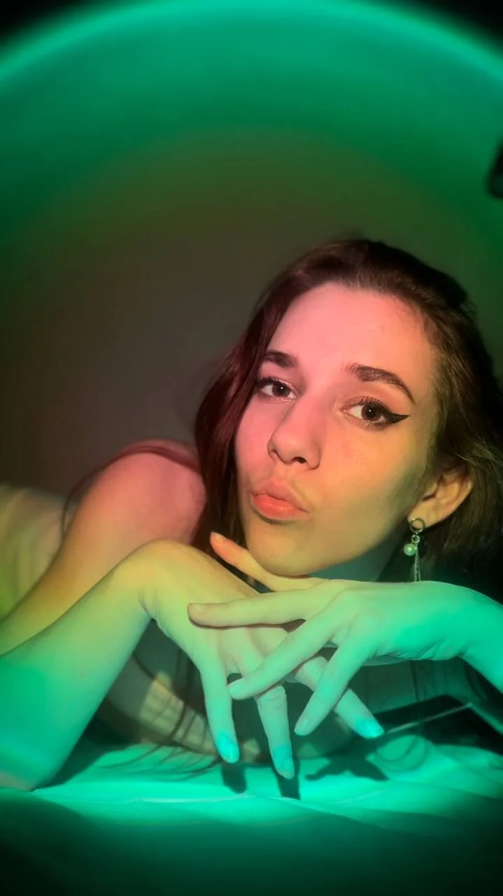 XXX Porn Photo of Nude PetraHambelton 125