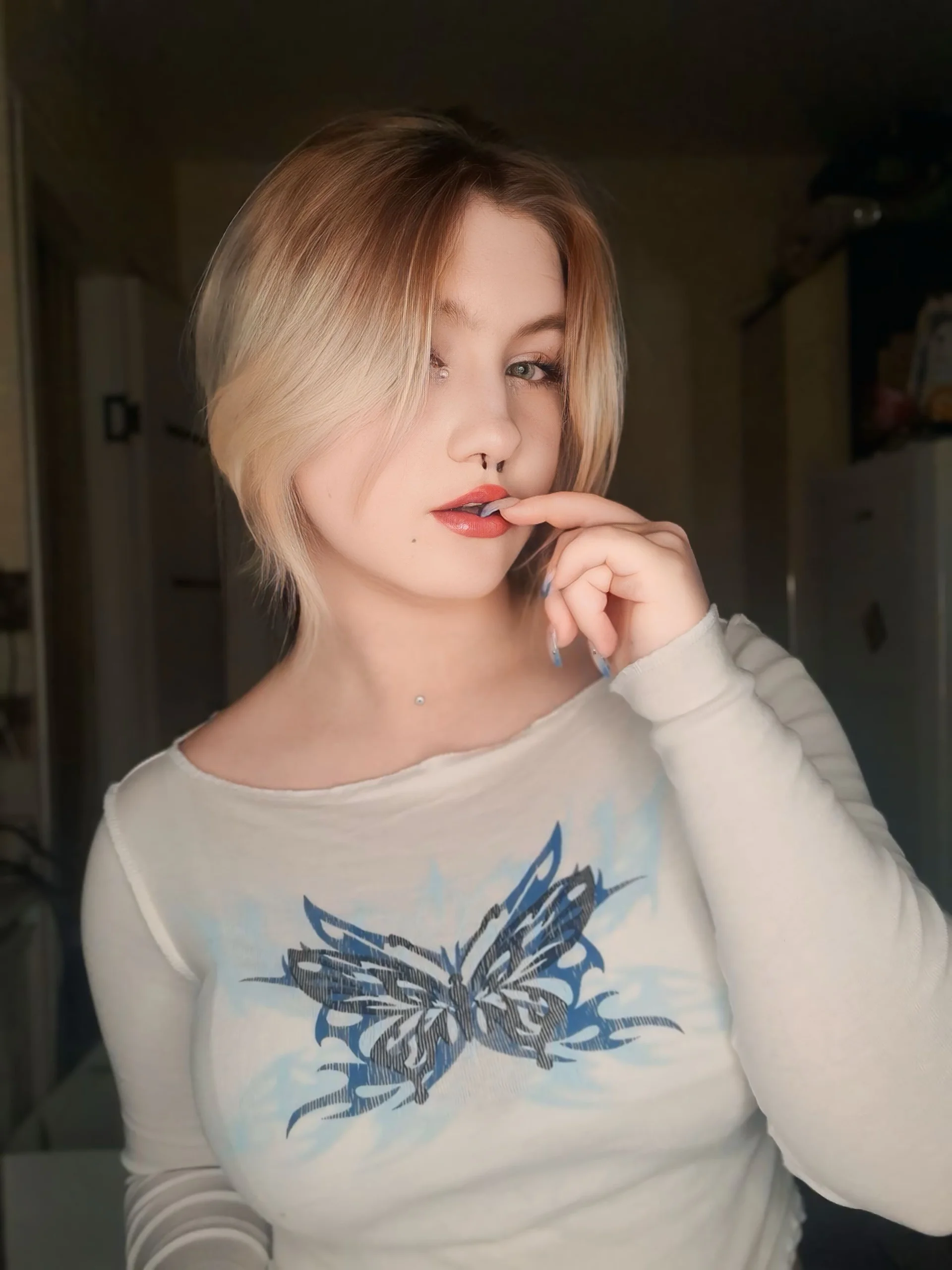 XXX Porn Photo of Nude lovelyy_julia 6