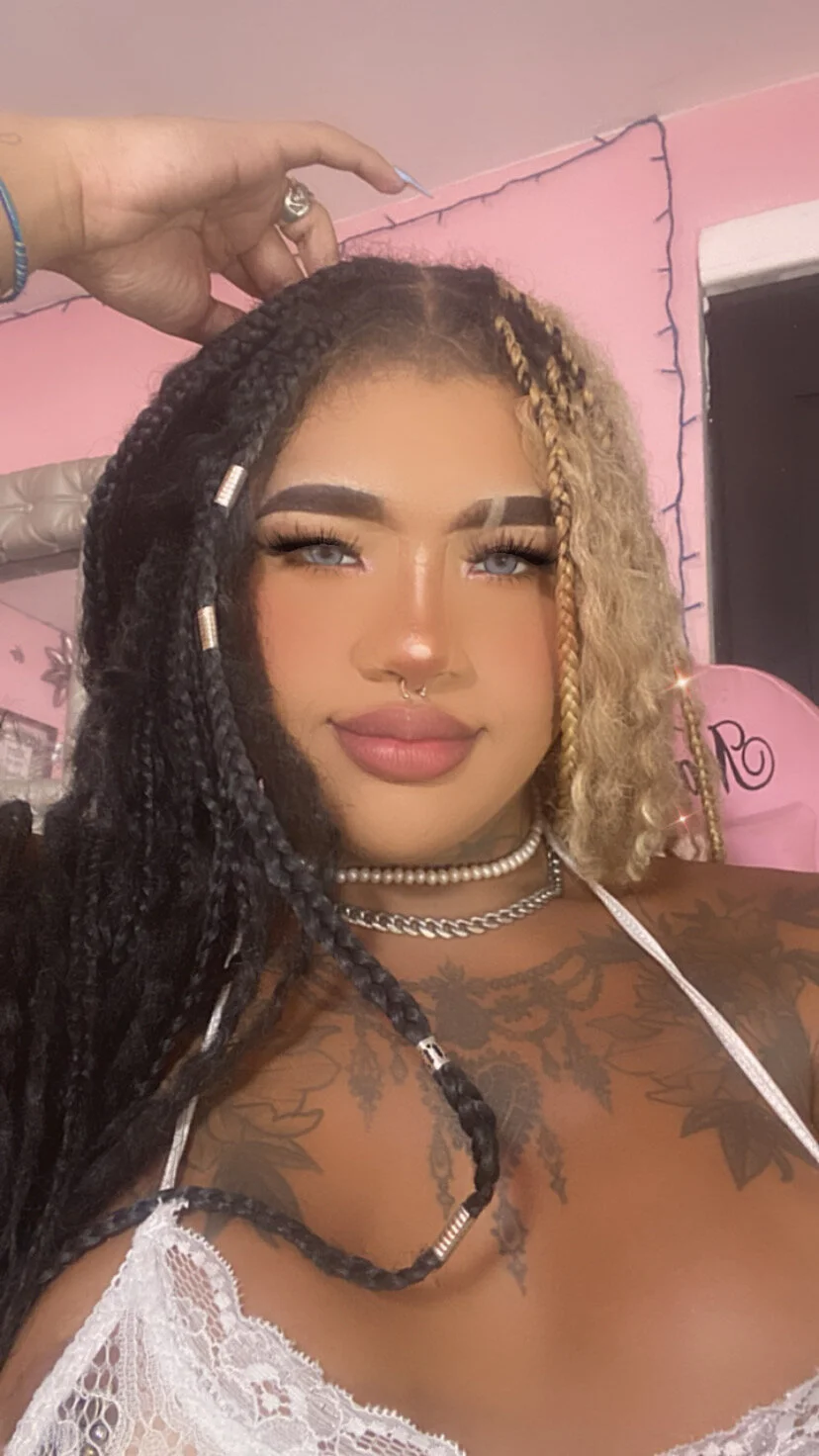 XXX Porn Photo of Nude IsabellBigtitsxx 9