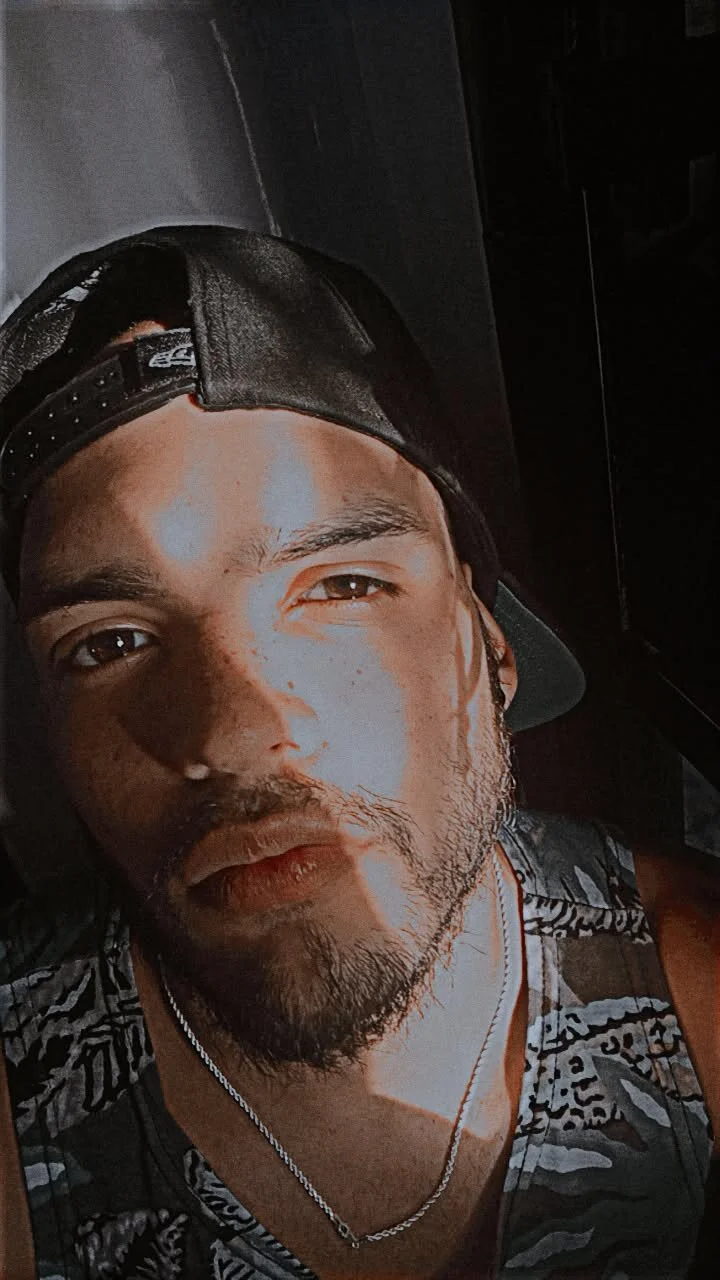 XXX Porn Photo of Nude Eduarstrock 1