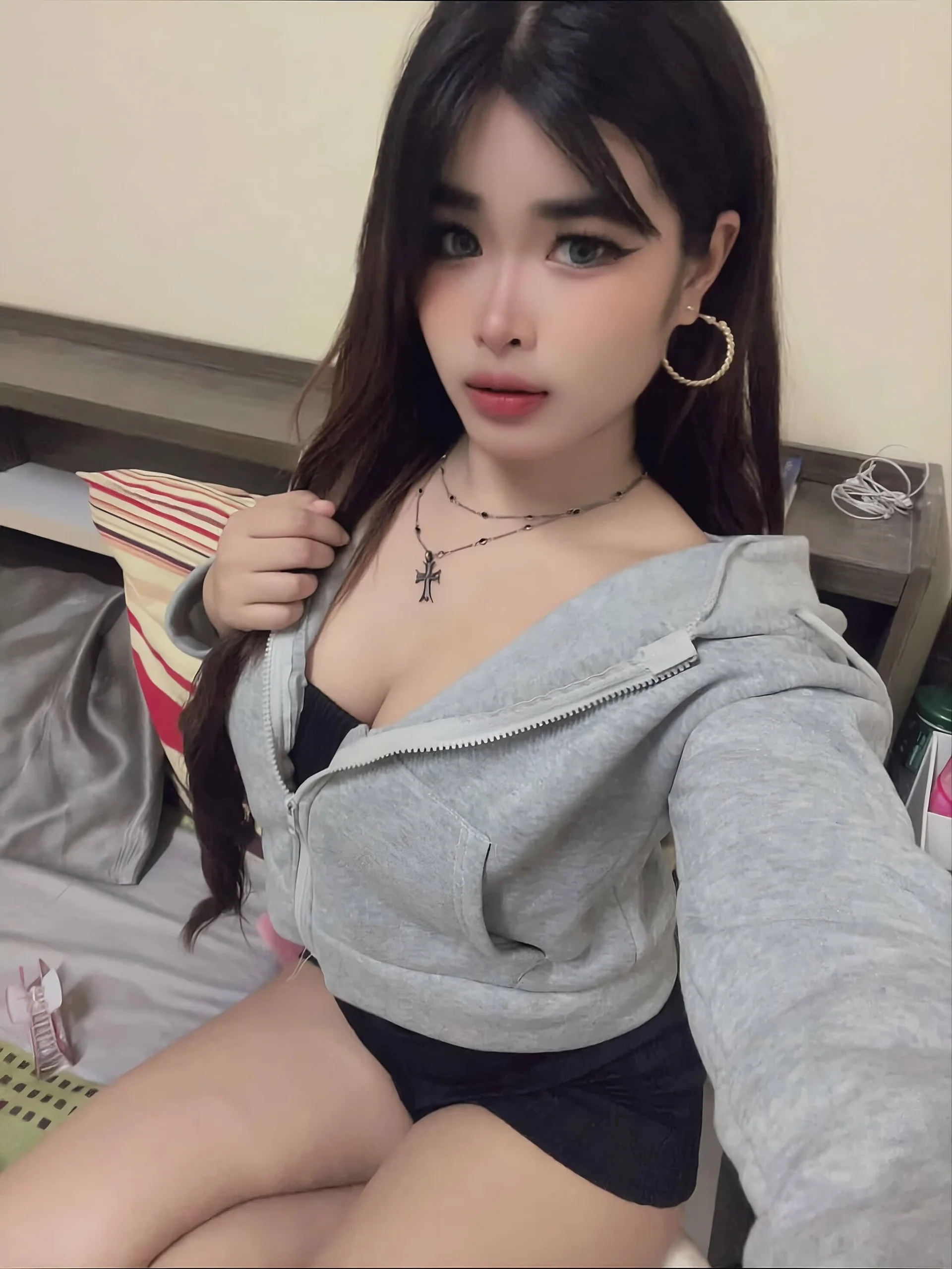XXX Porn Photo of Nude SpicyThaiTwix 6