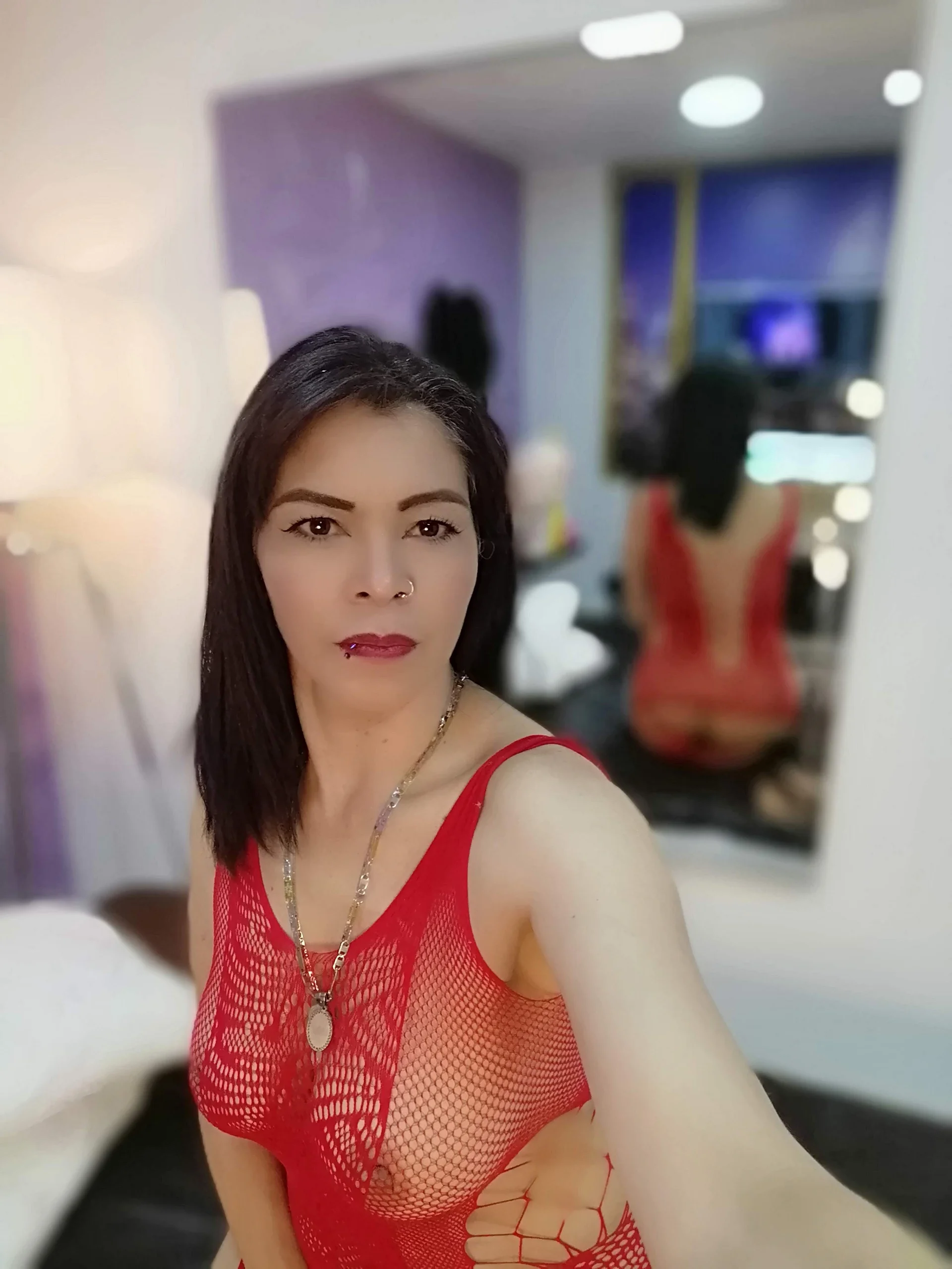 XXX Porn Photo of Nude electra-mommy 1