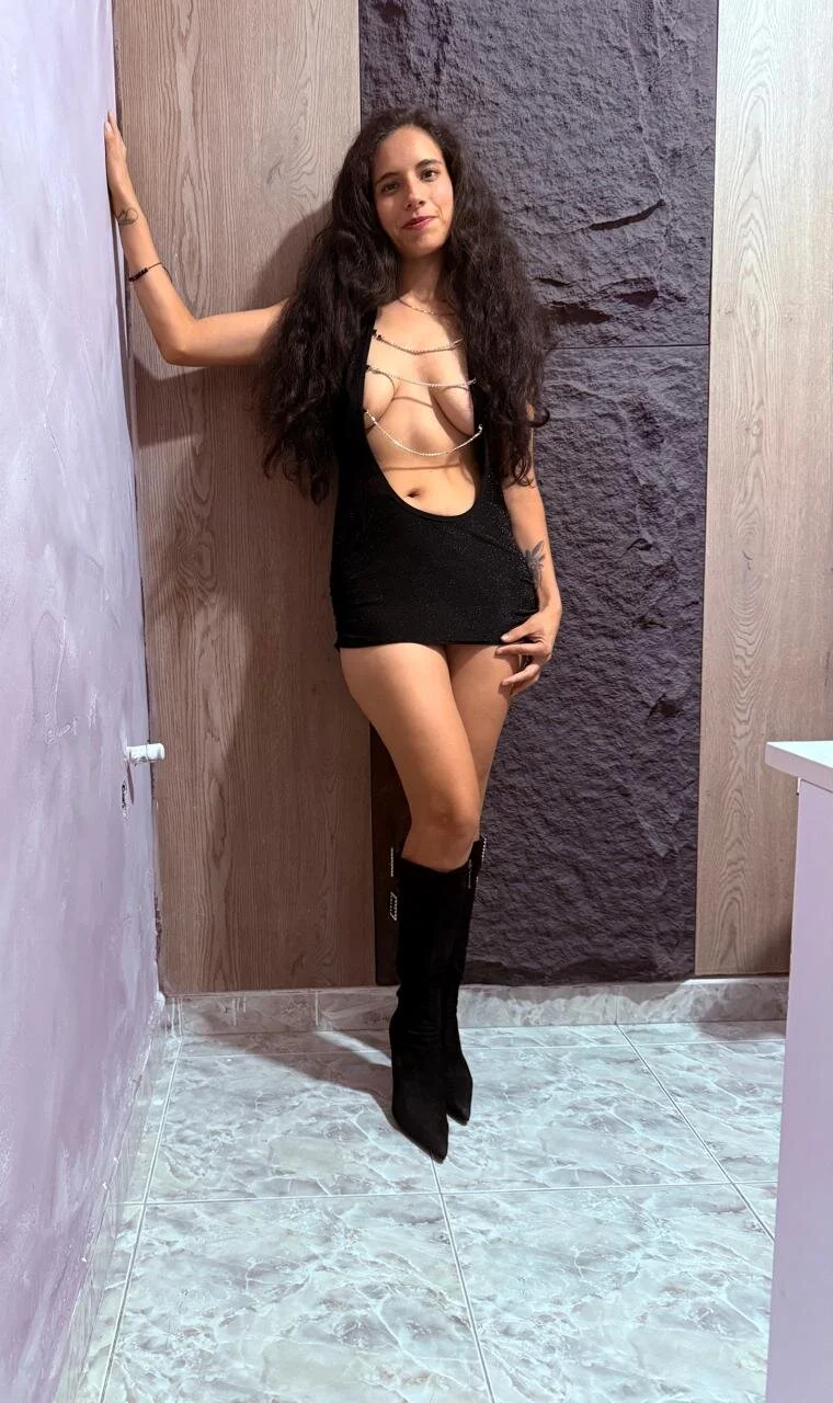 XXX Porn Photo of Nude MiaCours 12