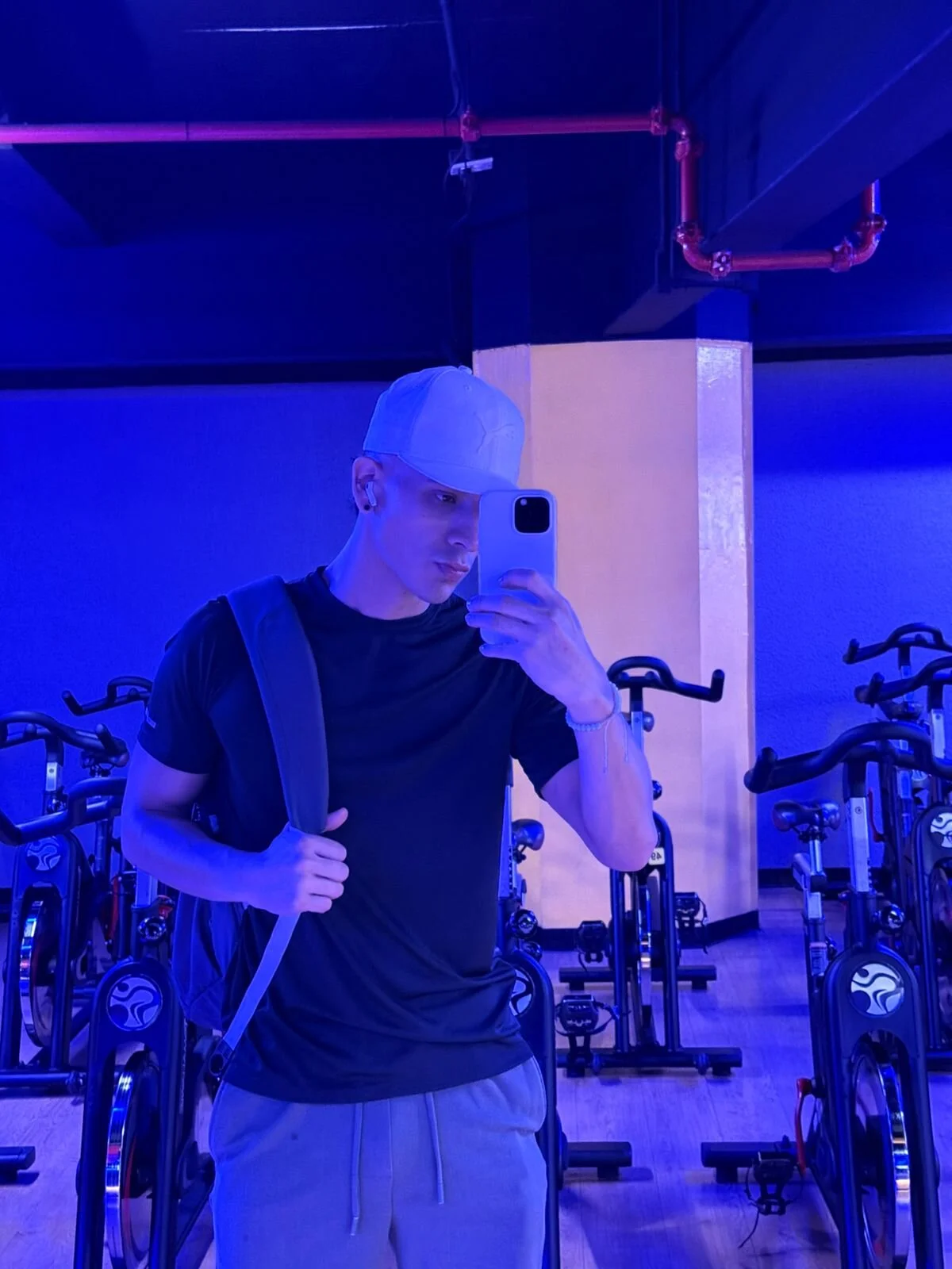 XXX Porn Photo of Nude soyleonardo1 16