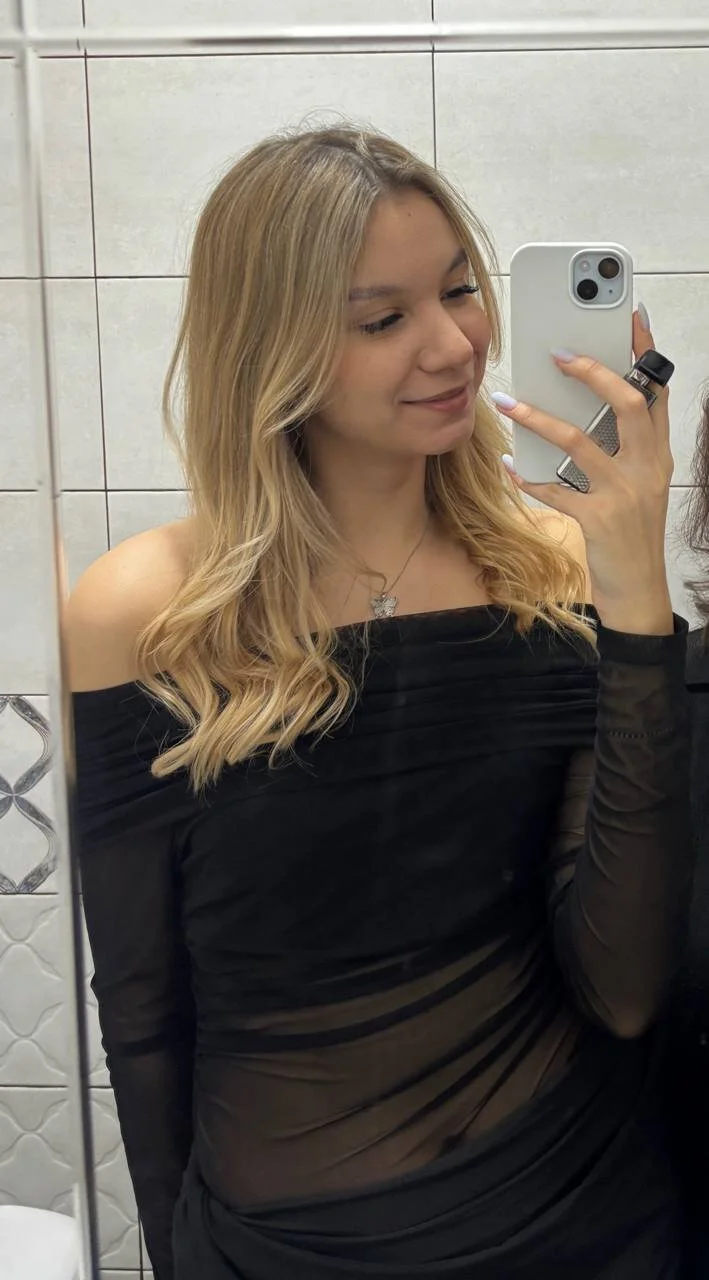 XXX Porn Photo of Nude BrynnHolverson 71