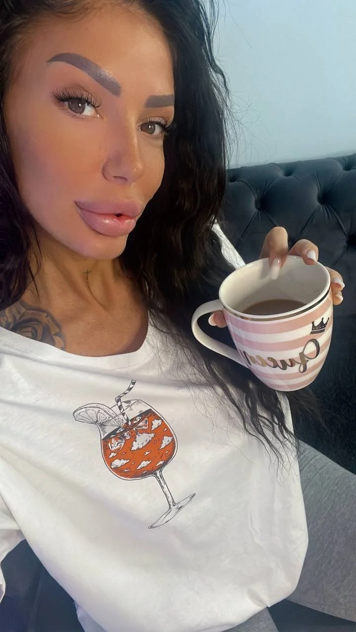XXX Porn Photo of Nude RaquelleVon 84