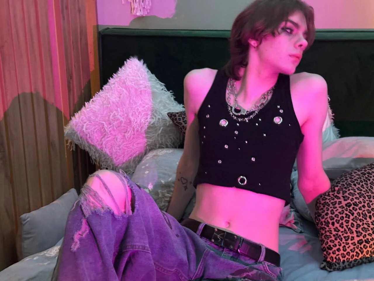 XXX Porn Photo of Nude vengyboy 12