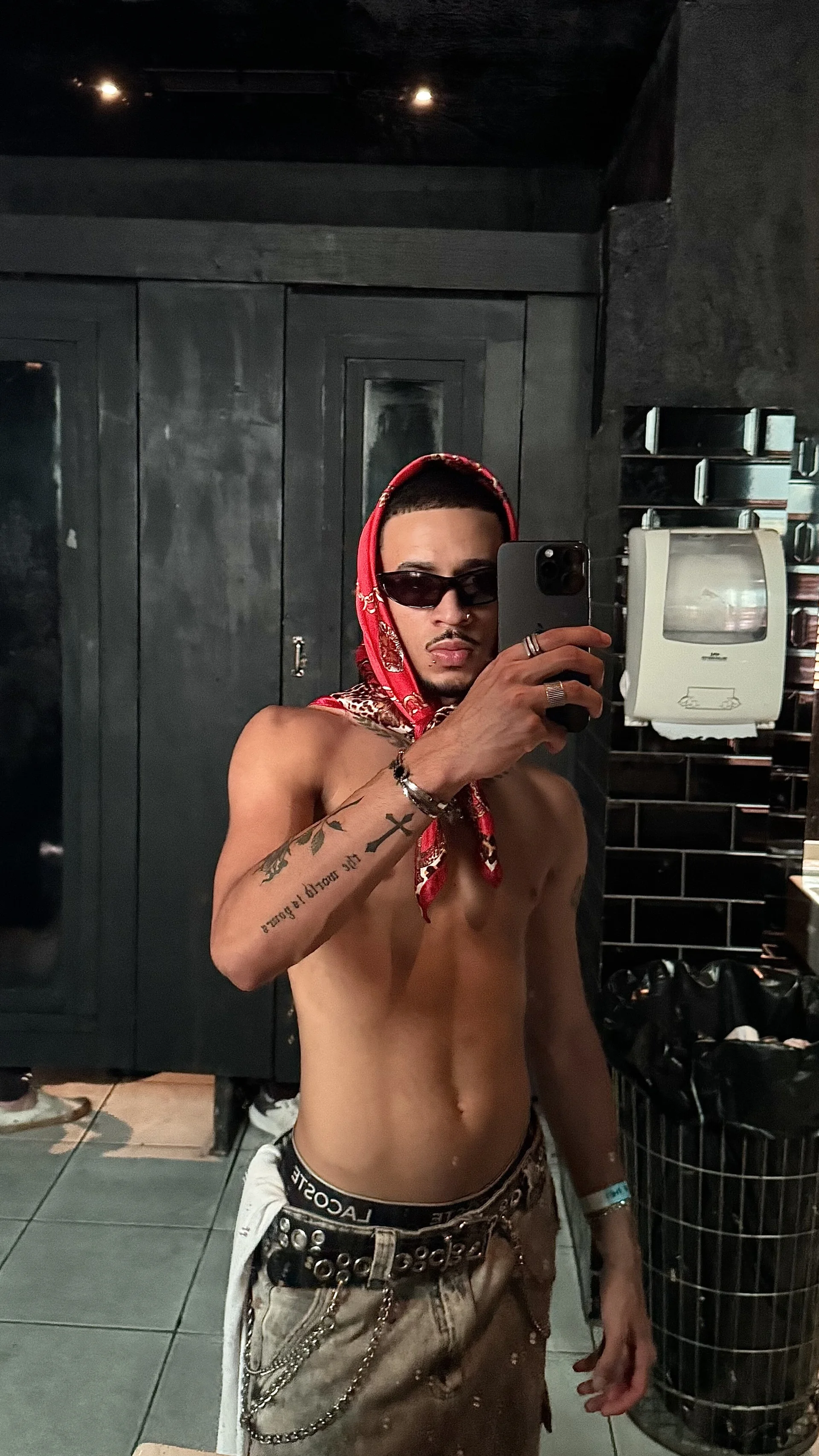 XXX Porn Photo of Nude HickPietro 3