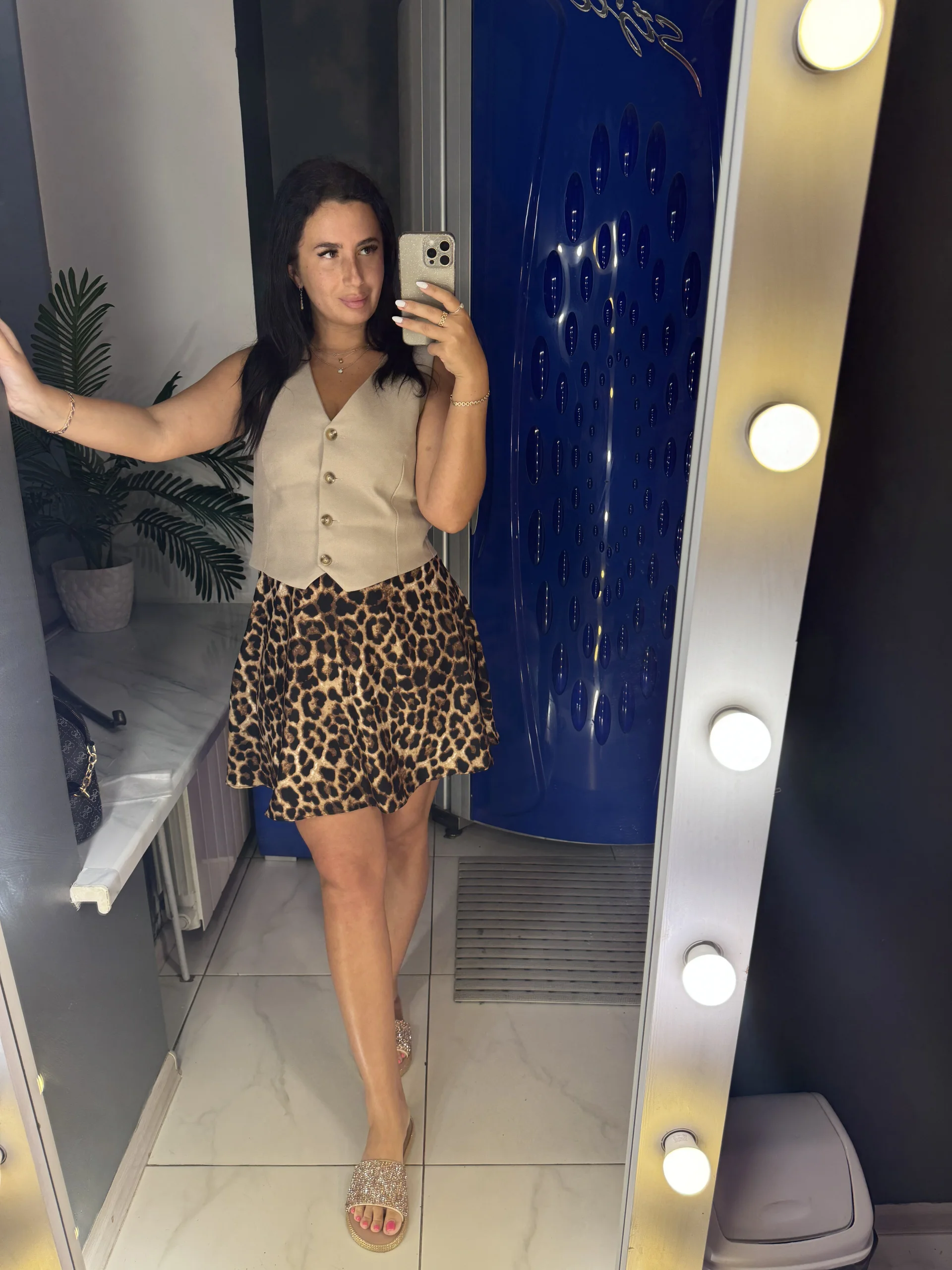 XXX Porn Photo of Nude Lady__V 5