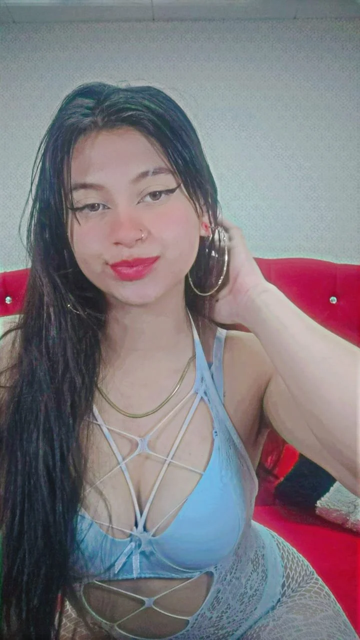 XXX Porn Photo of Nude Lilyevansx 8