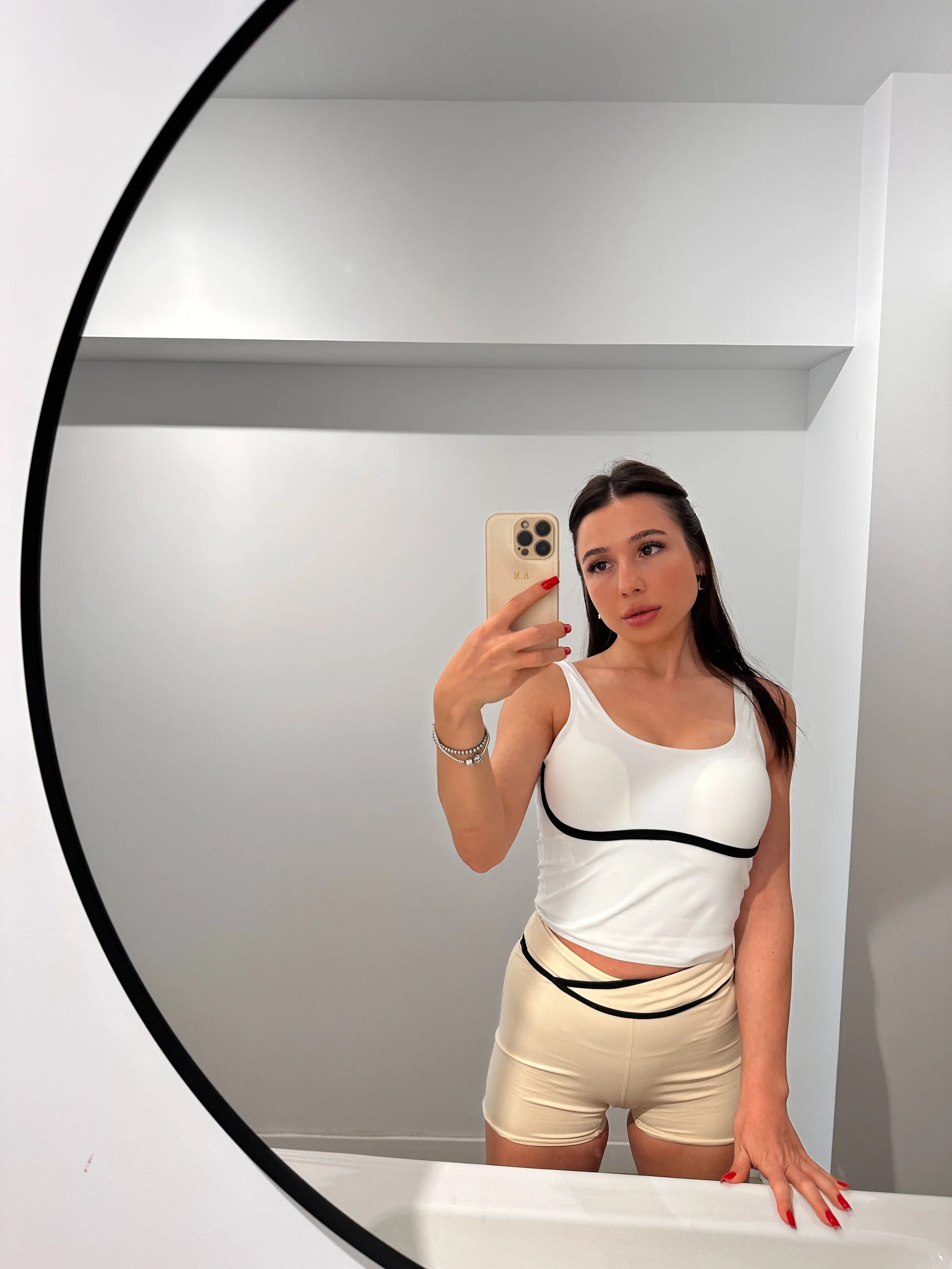 XXX Porn Photo of Nude InsideMia 36