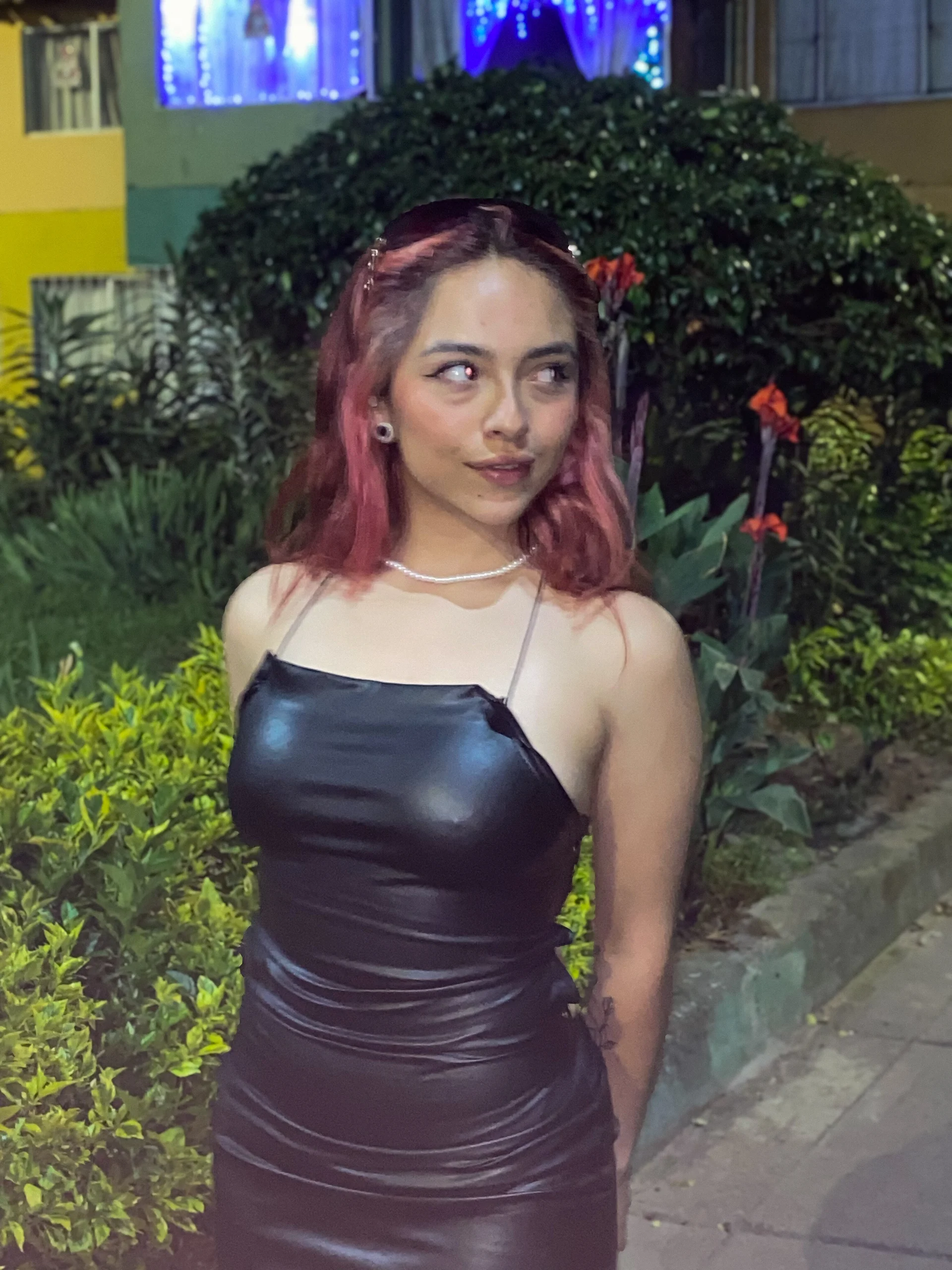 XXX Porn Photo of Nude Yovng___Lau 28