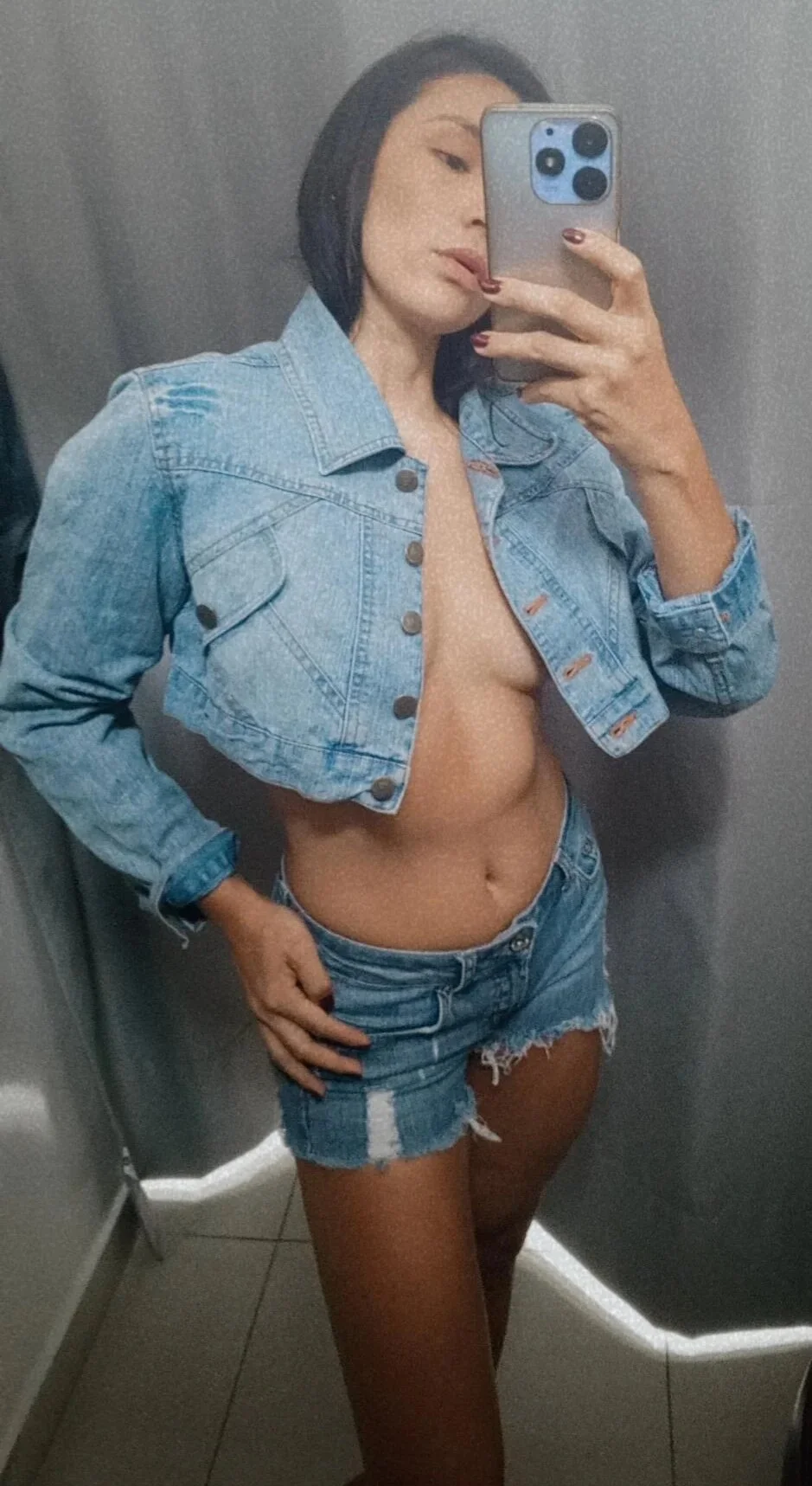 XXX Porn Photo of Nude coniie_jhons 3