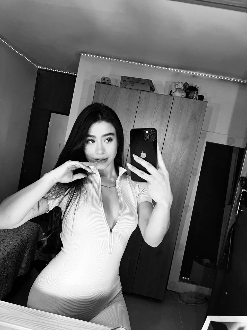 XXX Porn Photo of Nude victoria_fire_ 5