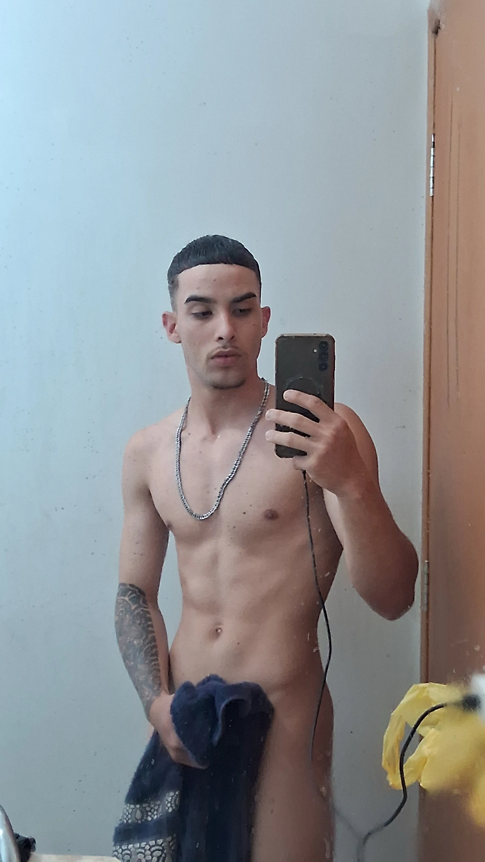 XXX Porn Photo of Nude Kelvindopinto 3