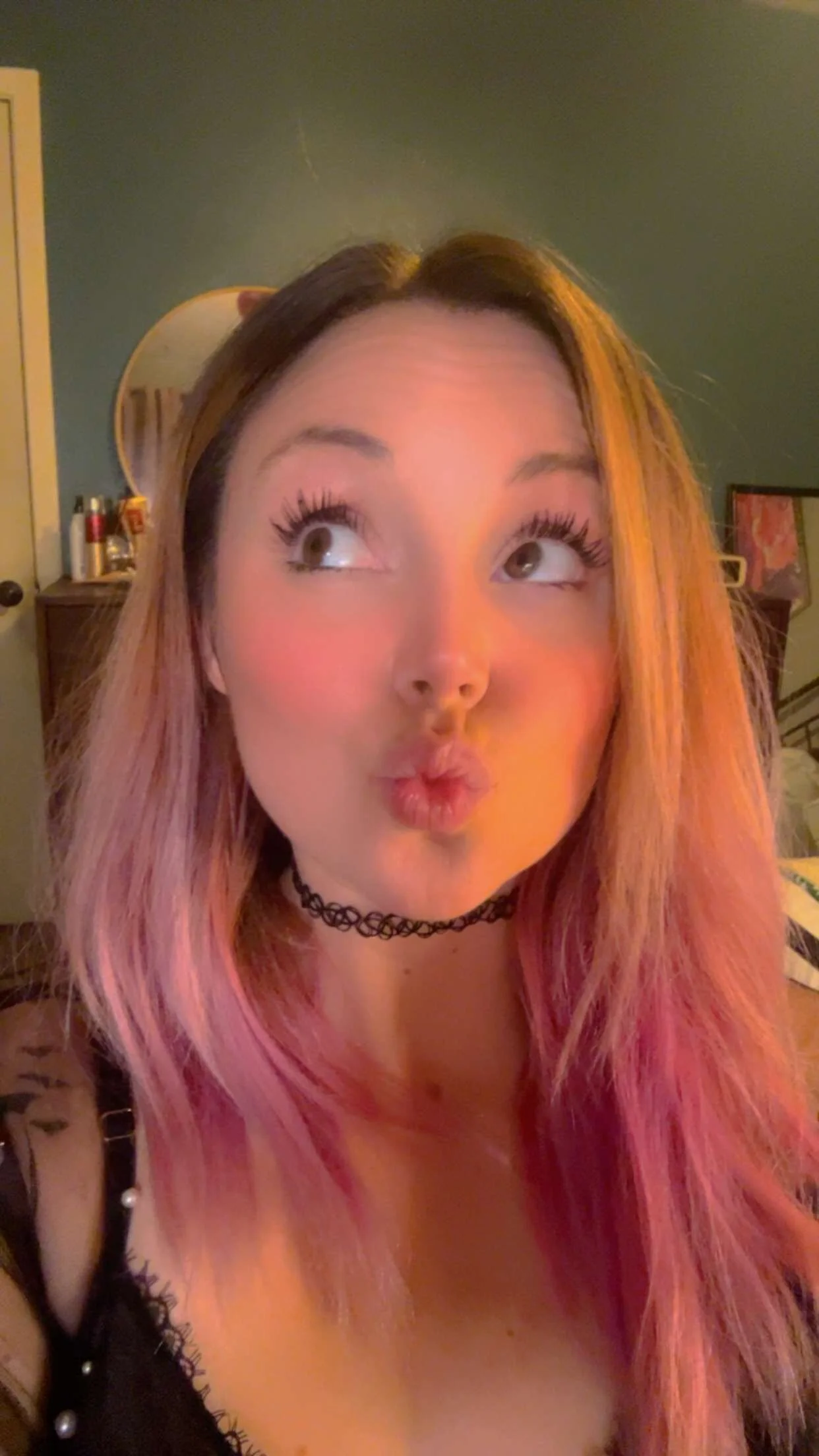 XXX Porn Photo of Nude WakeAndBlaze 34