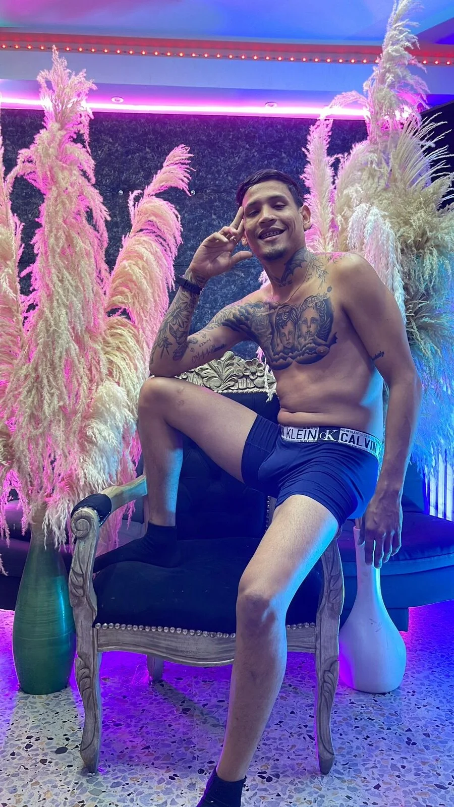 XXX Porn Photo of Nude Winsord_Bigcock 1