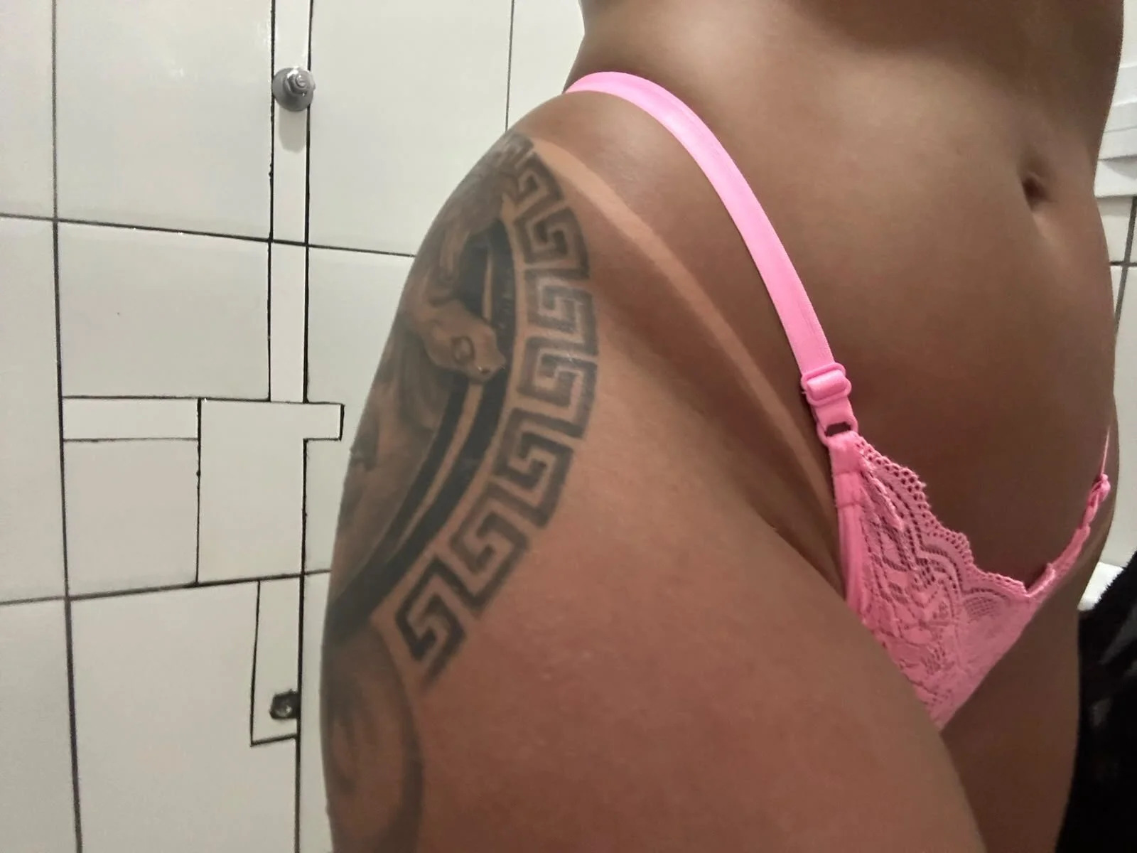 XXX Porn Photo of Nude miiabellovic 2