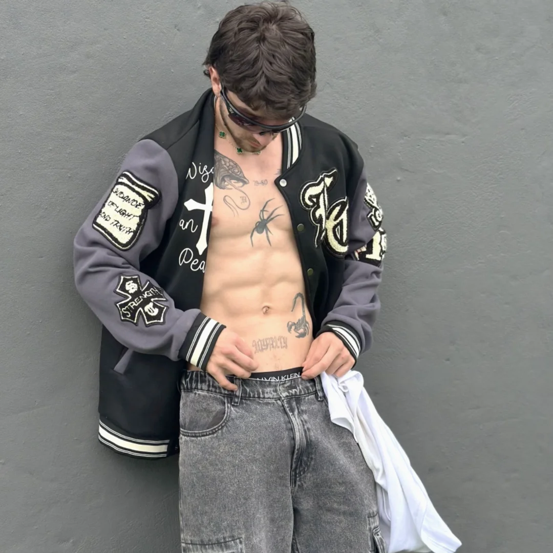 XXX Porn Photo of Nude Valentino_Xander 9