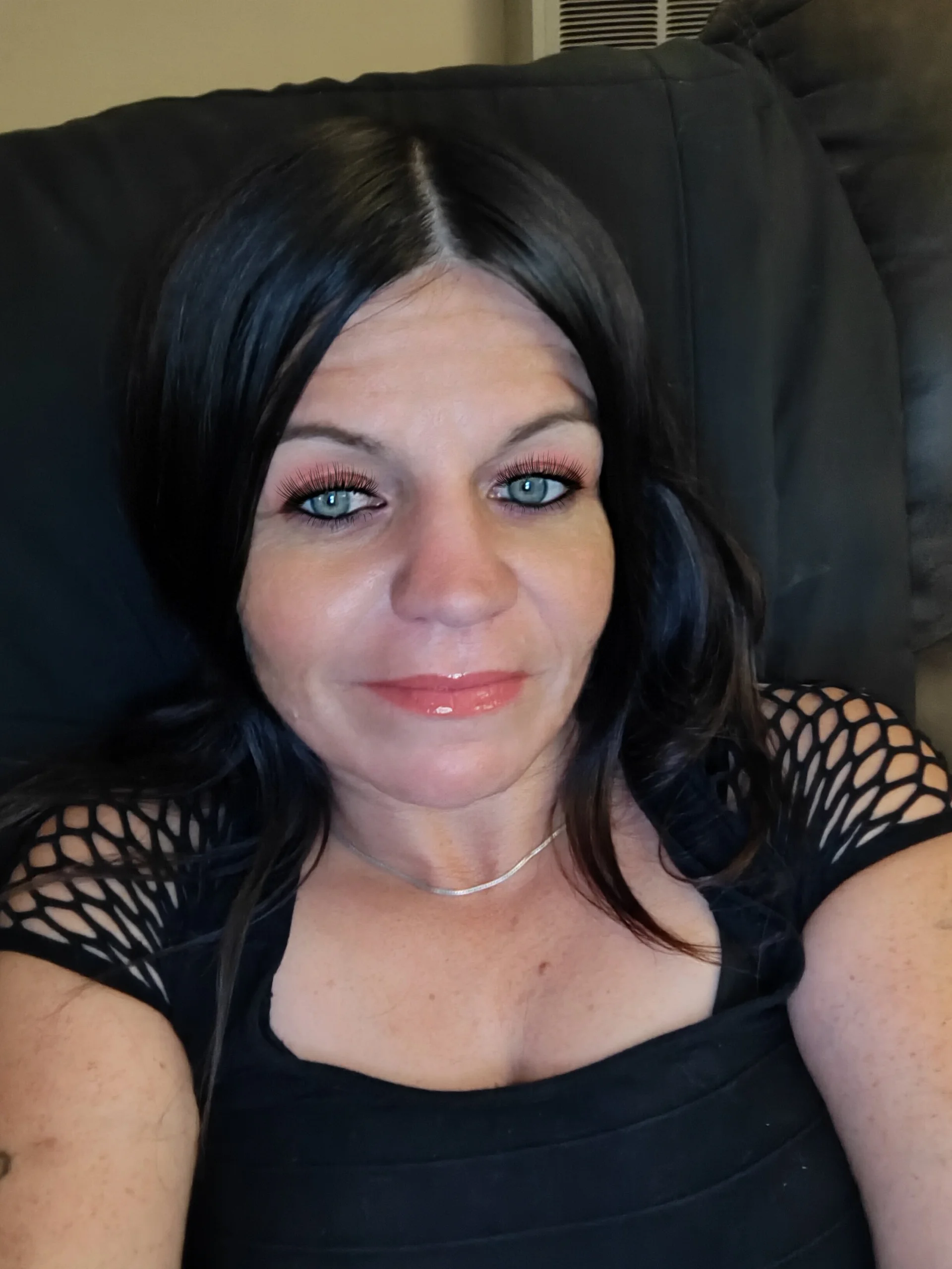 XXX Porn Photo of Nude Petitegreeneyez69 5