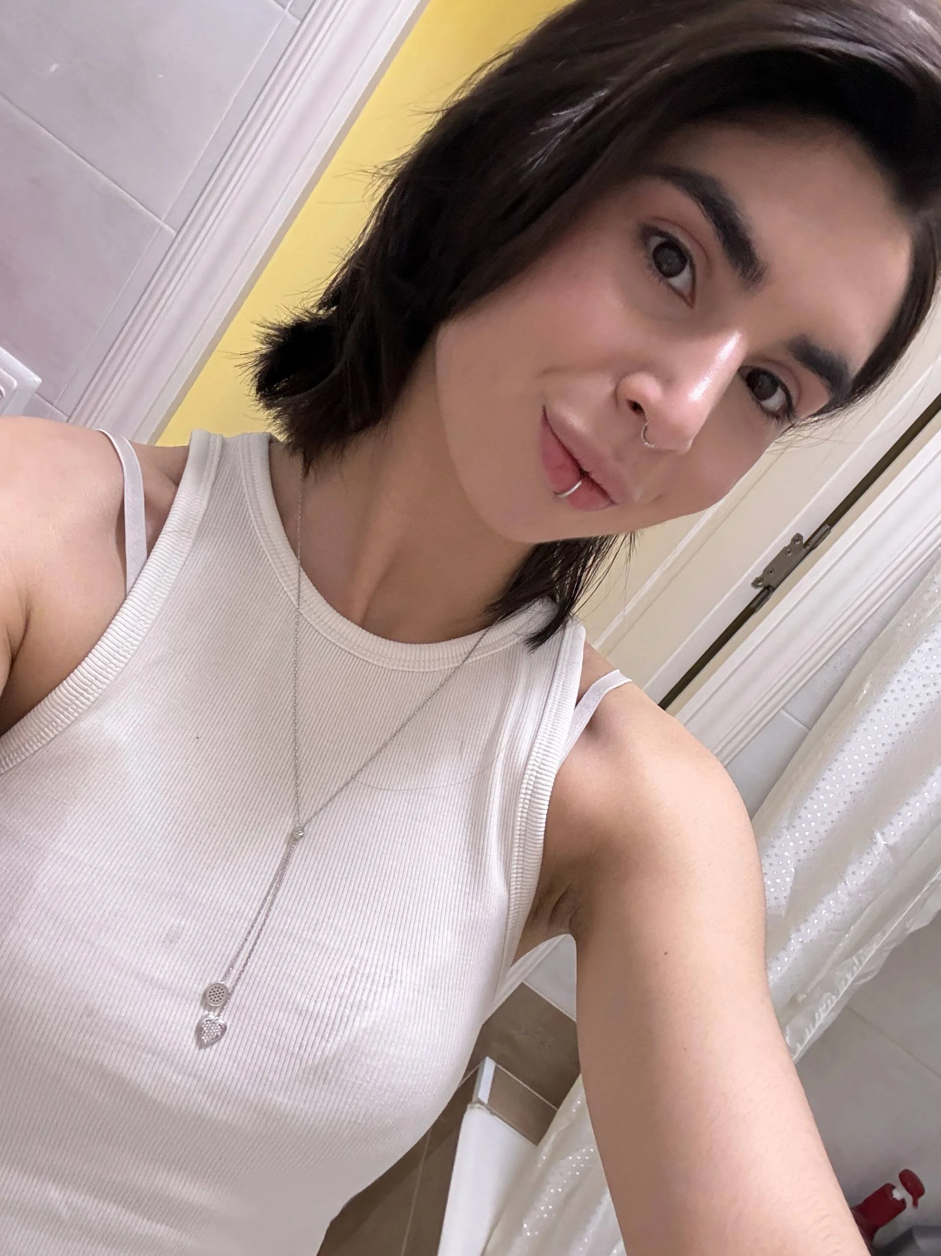 XXX Porn Photo of Nude JessiaRuezga 23