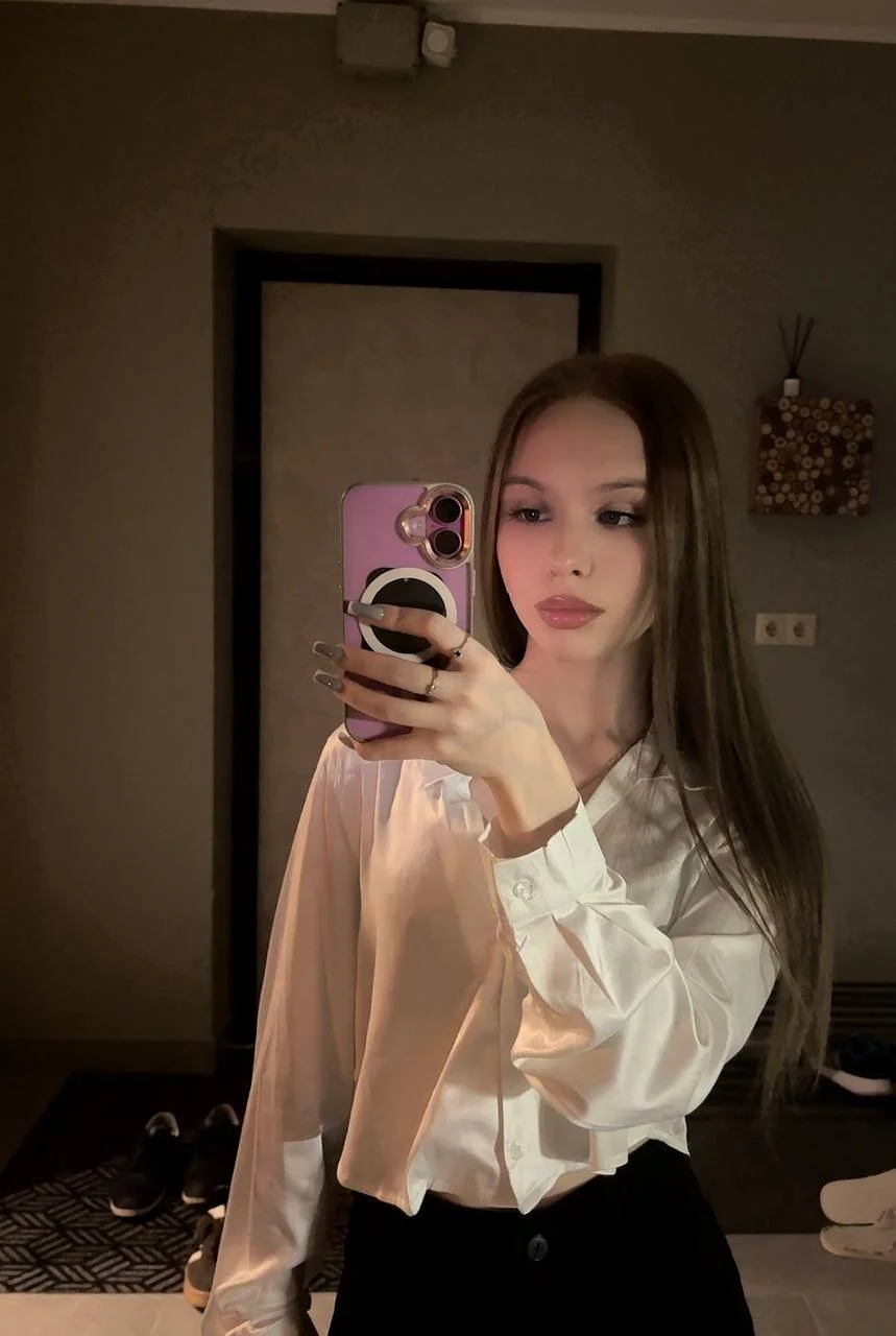 XXX Porn Photo of Nude NightBloss 1